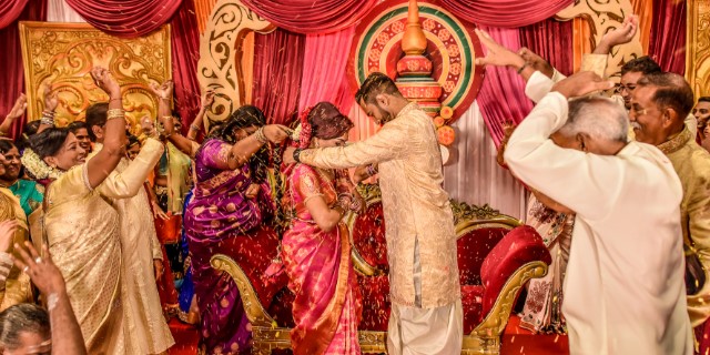 Traditional Brahmin wedding ceremony in Chennai with affordable decorations and authentic rituals