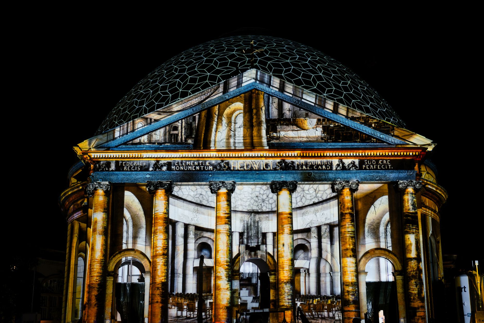 Architectural Projection Technology