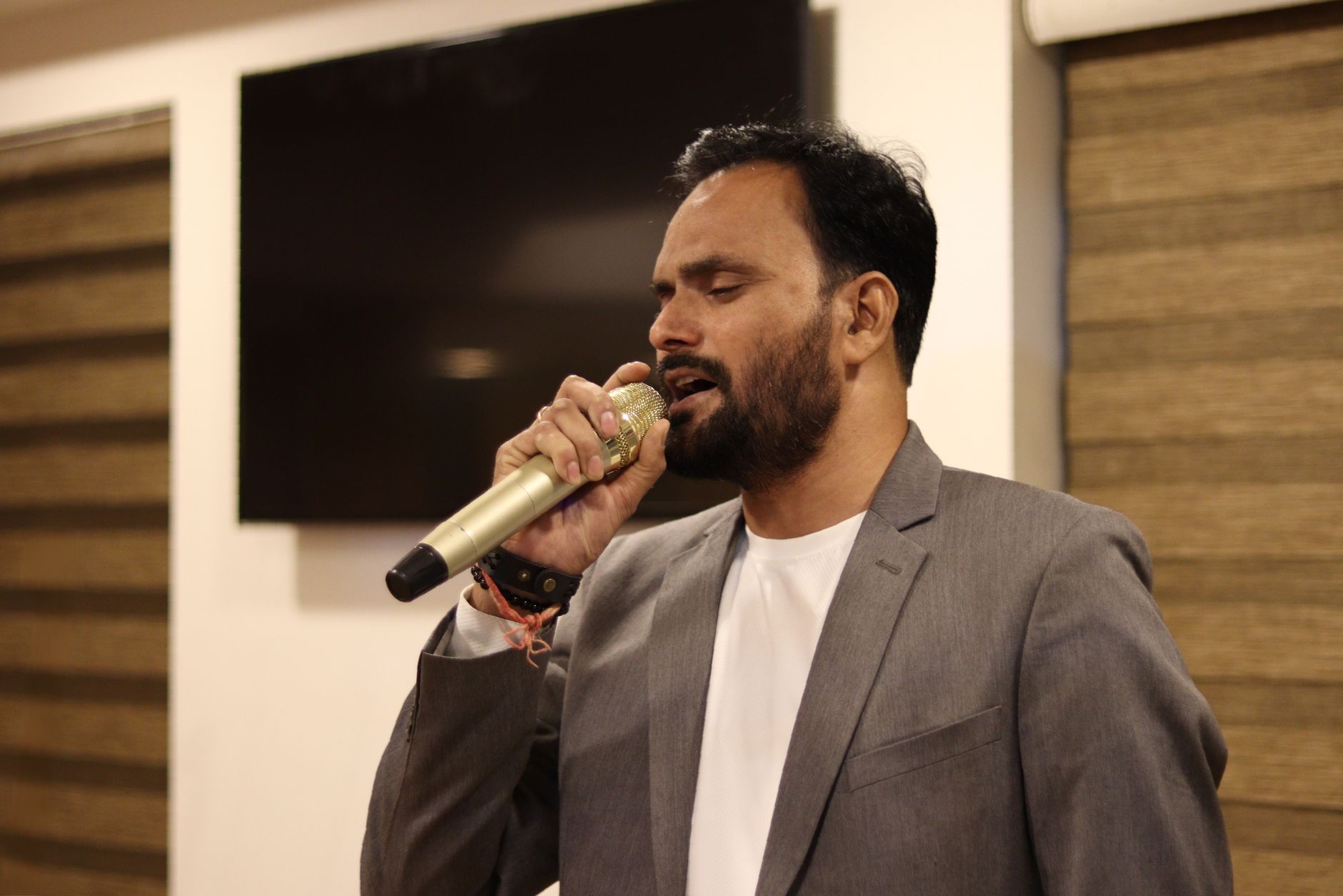 Book Artists for Ahmedabad Celebrations