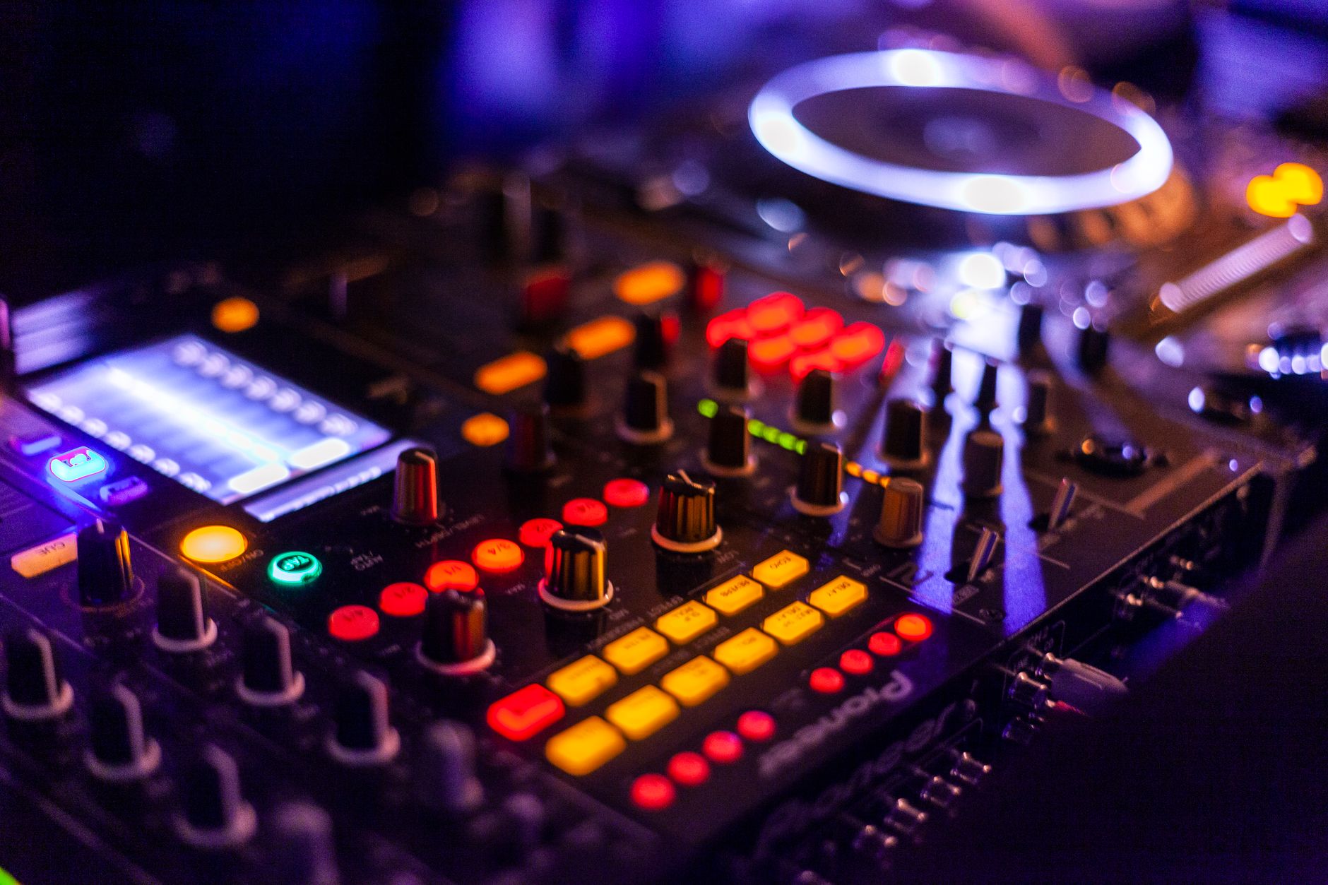 Lighting Patch Technician