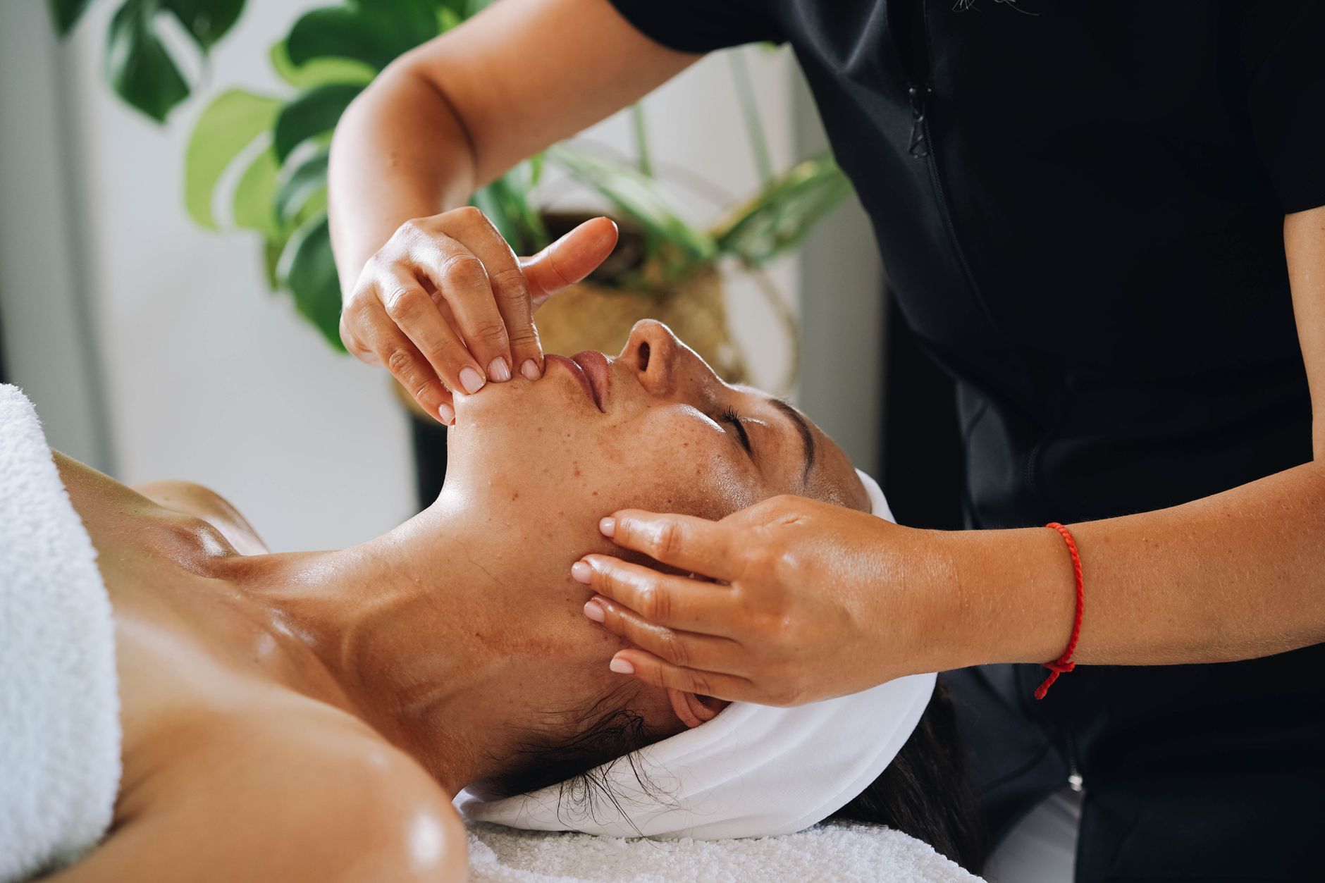 Bridal Head Massage Relaxation