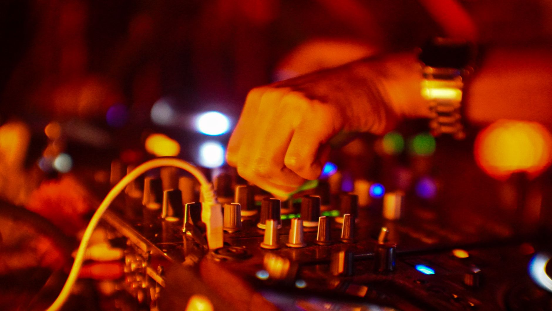 DJ Sound Mixing Services