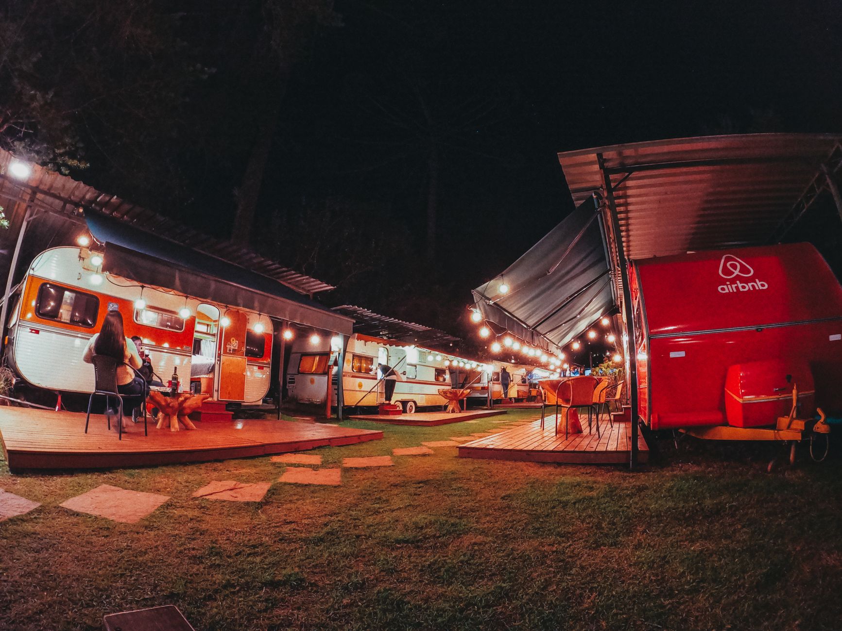 Performer Caravan Rental