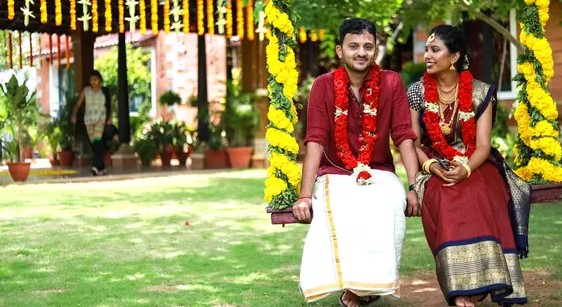 Beautiful budget friendly Hindu wedding ceremony in Chennai with traditional decorations