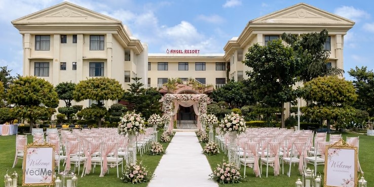 Celebrity Style Wedding at Angel Resort & Amusement Waterpark: Complete Guide