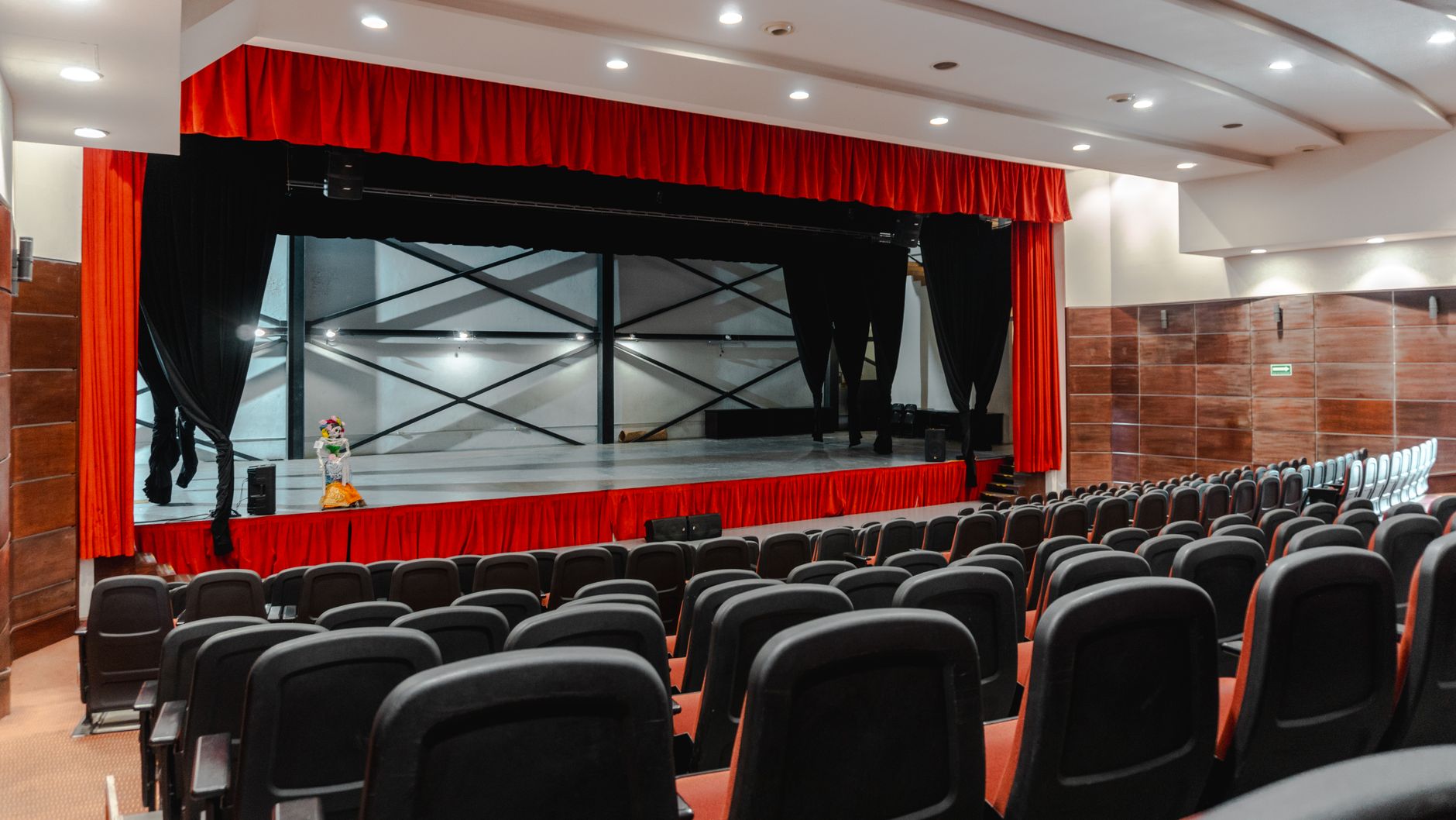 Book Chennai's Finest Performance Spaces