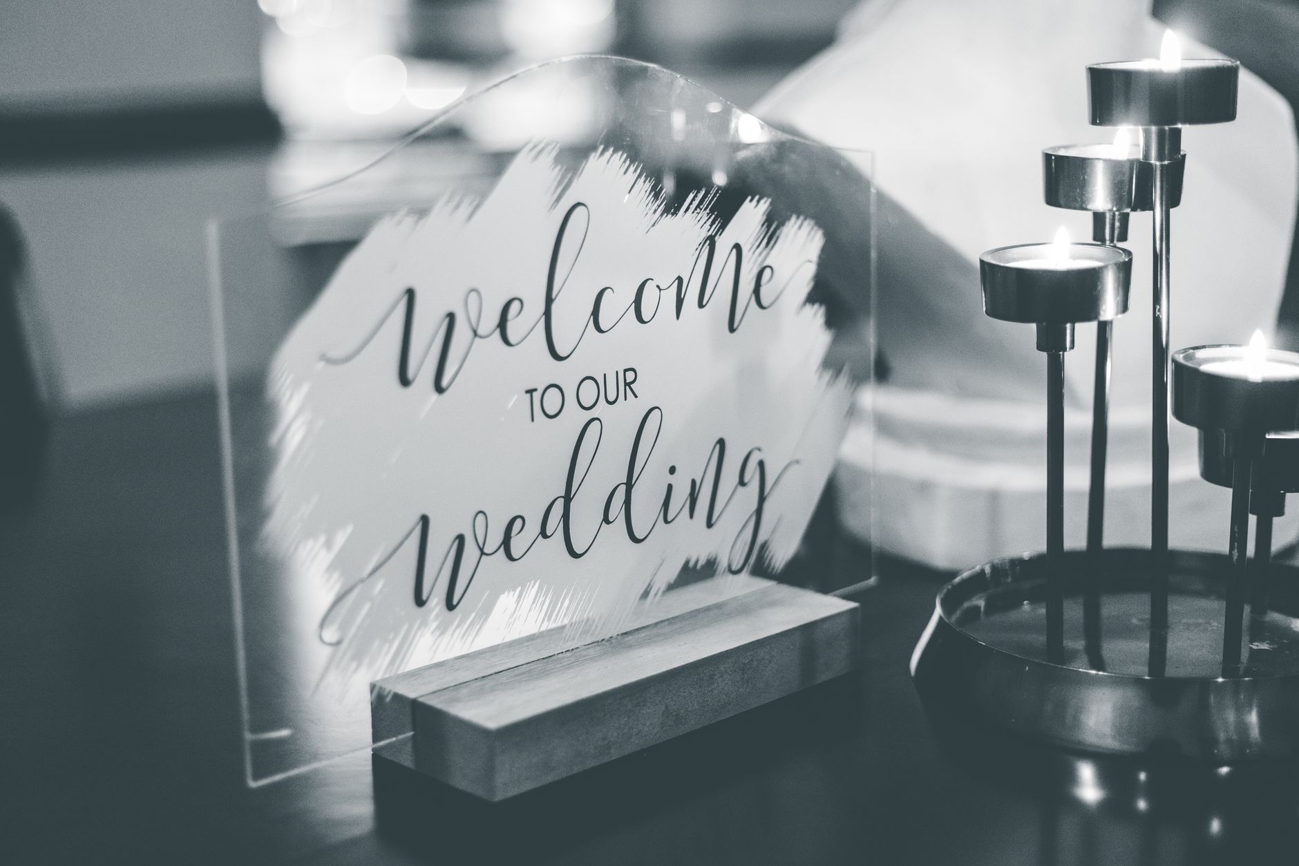 Guide Your Guests with Stunning Boards