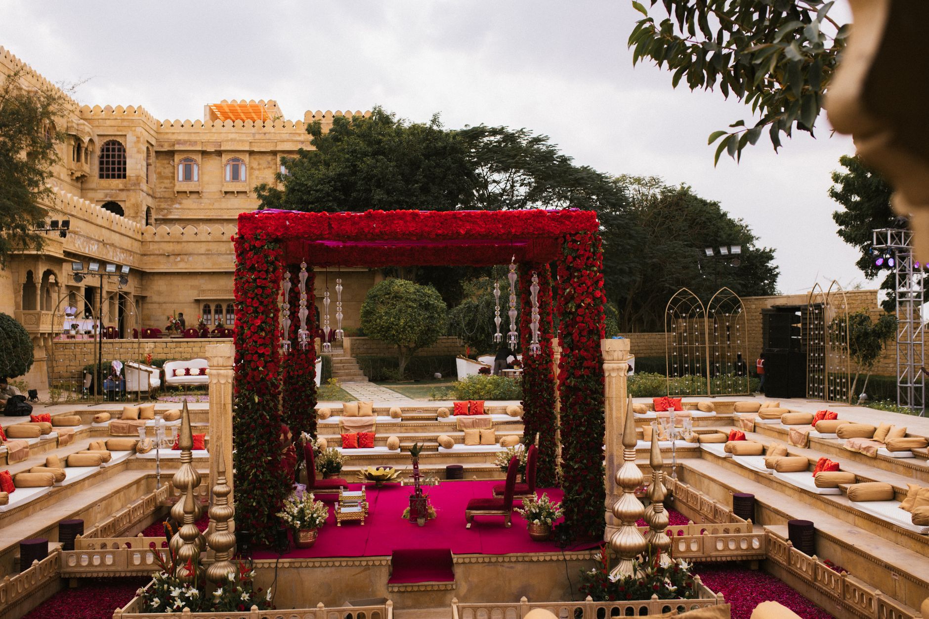 Stunning Custom Fibre Structures for Every Celebration