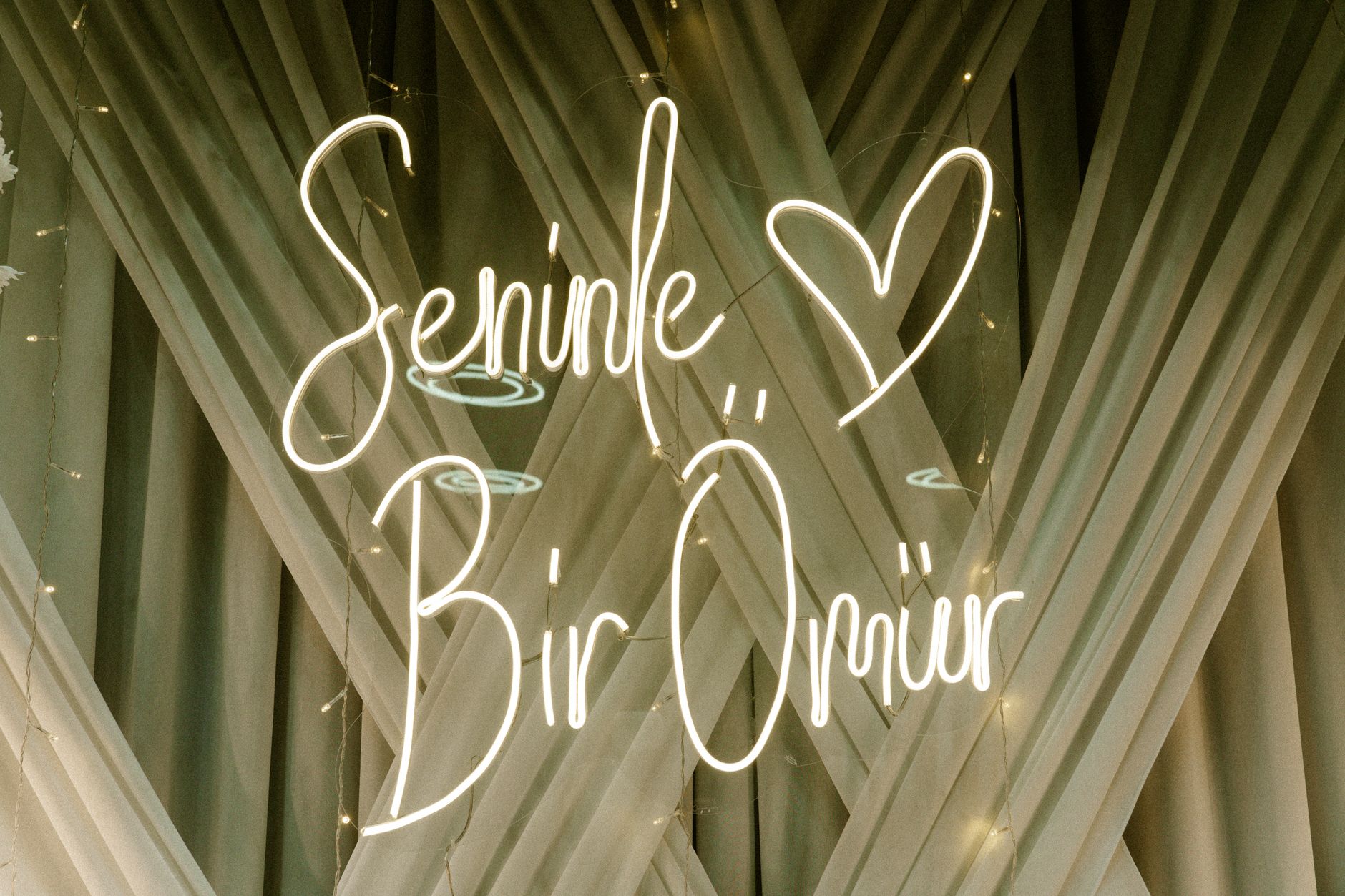 Stunning LED Screen Content for Your Big Day