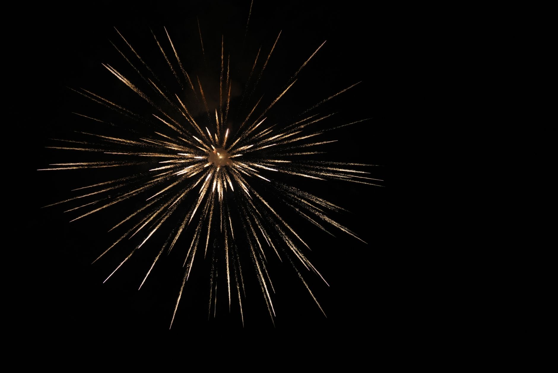 Cold Pyrotechnic Effects That Wow