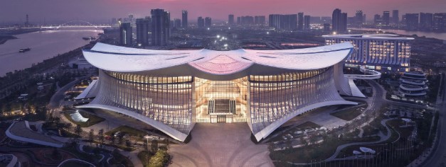 Modern convention centres for 200 guests in Chennai with professional setup