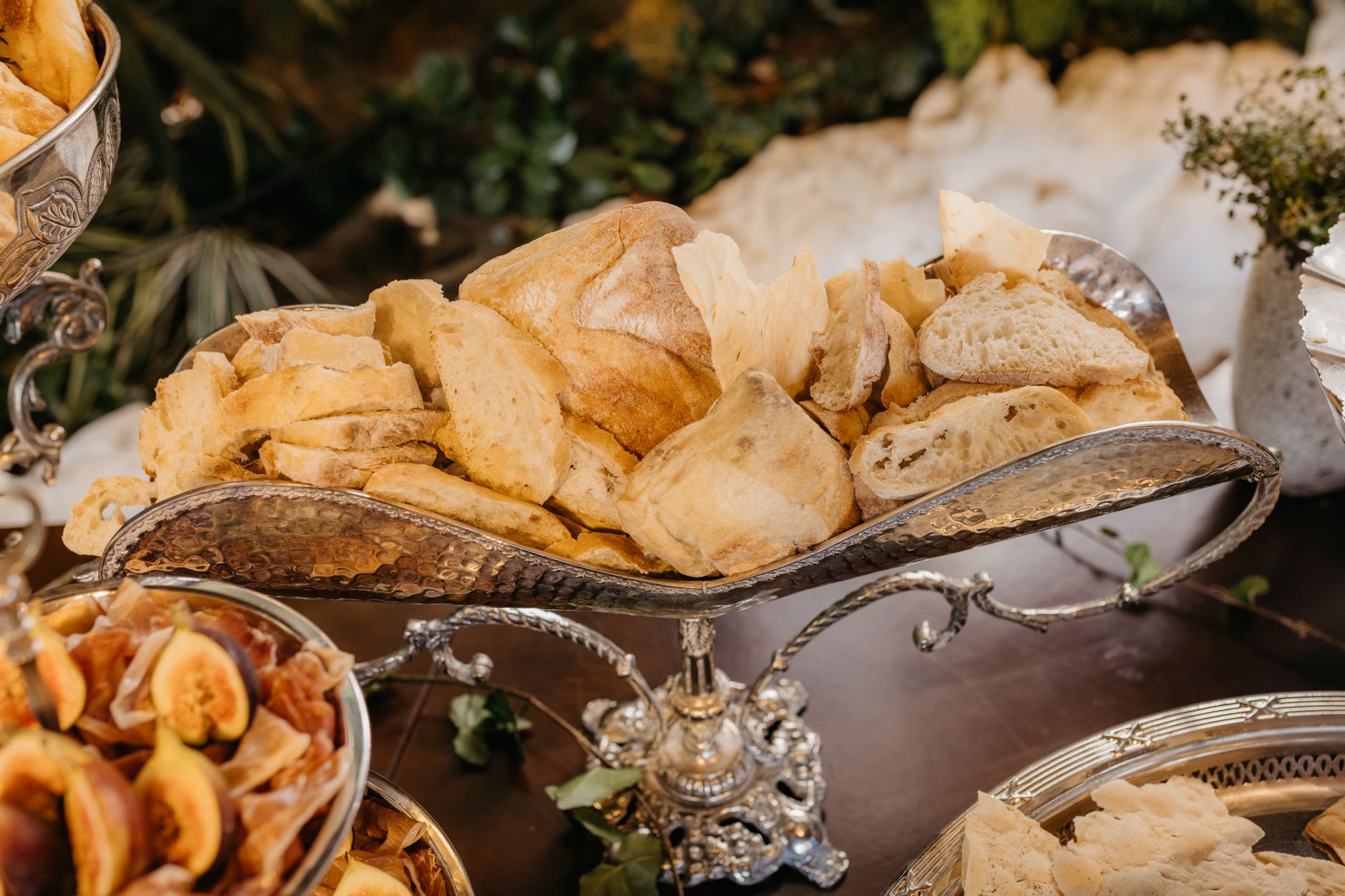Darjeeling's Finest Food Stations