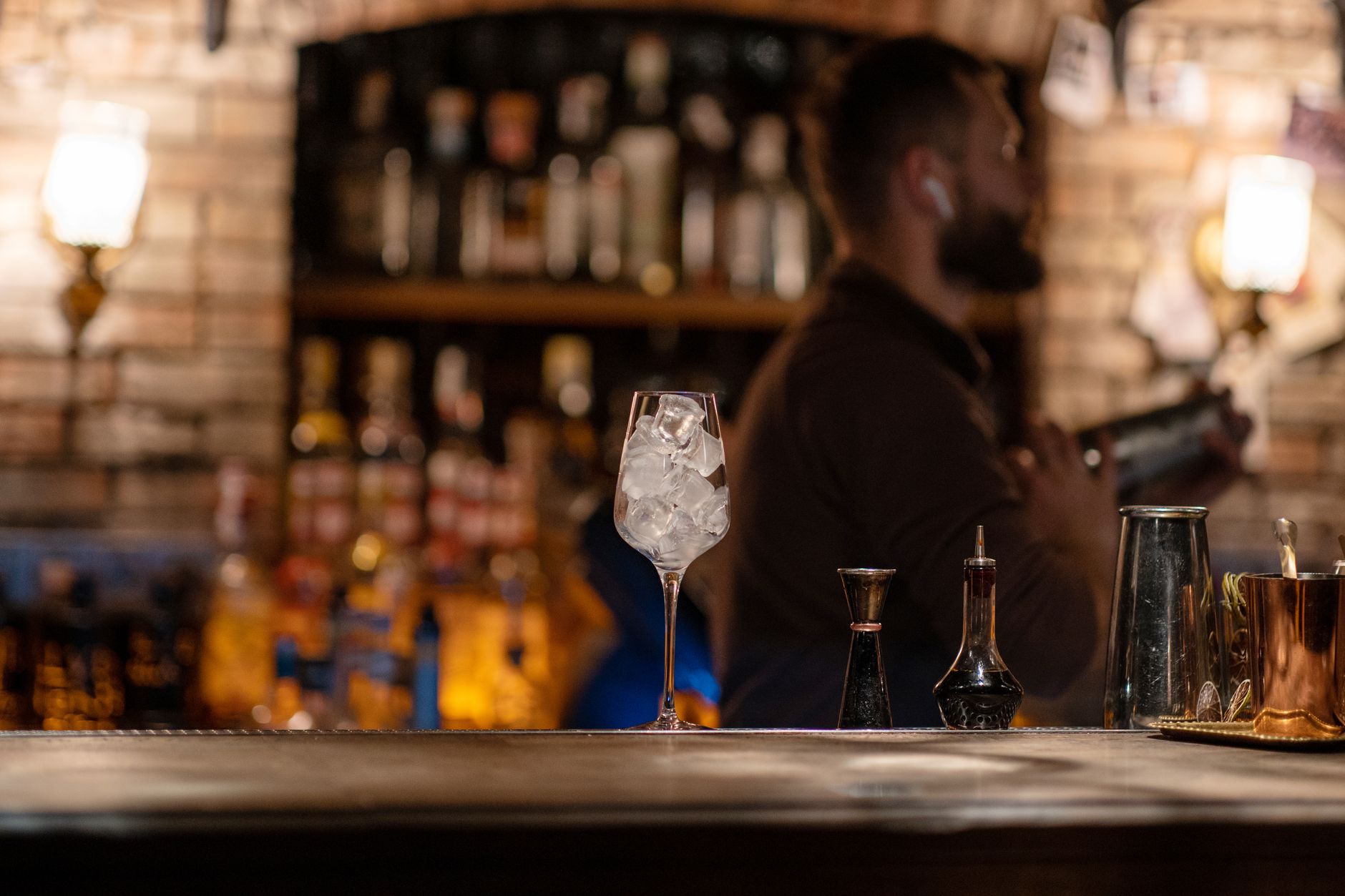 Stylish Bar Height Counters in Delhi
