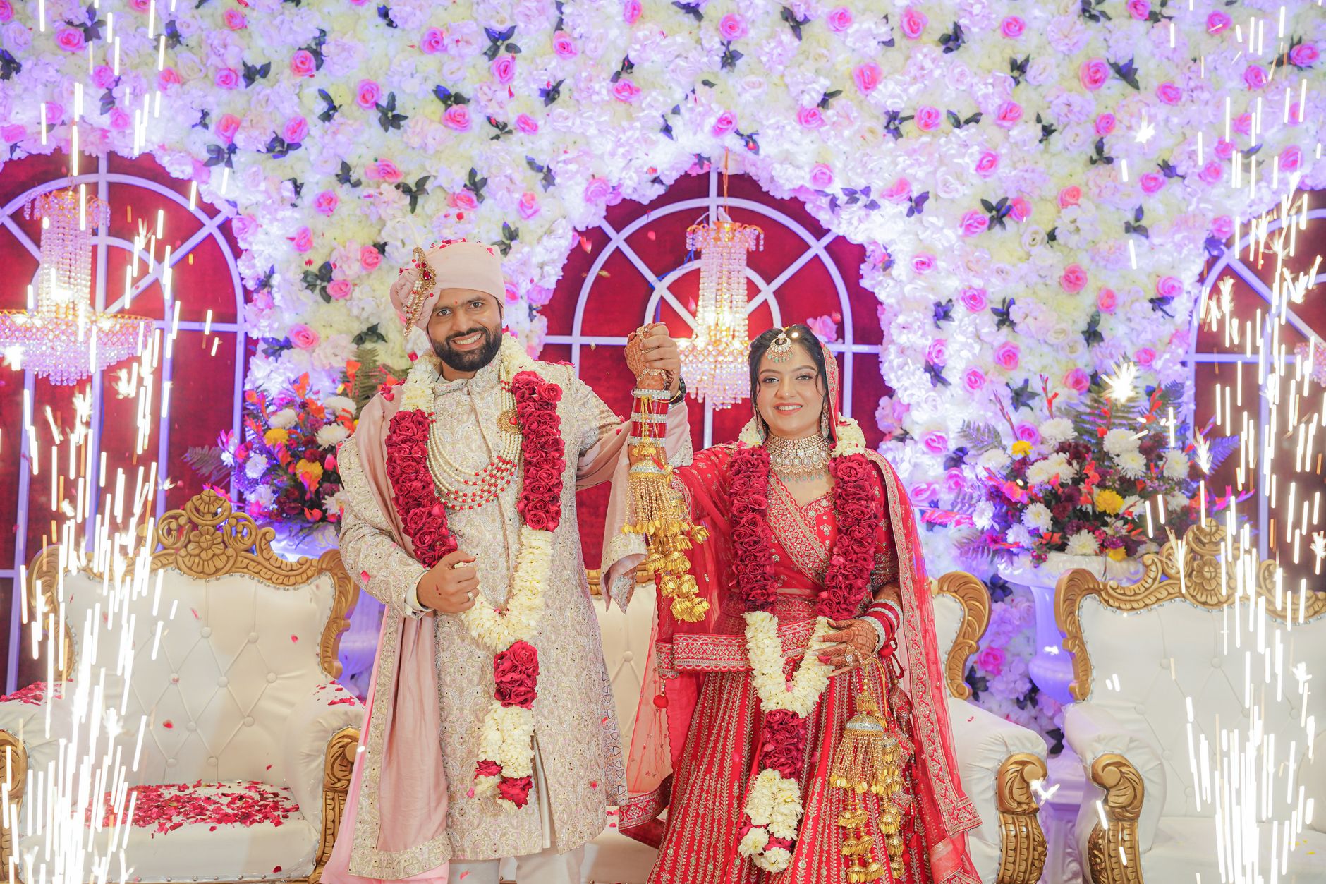 Host Your Wedding Moments Perfectly