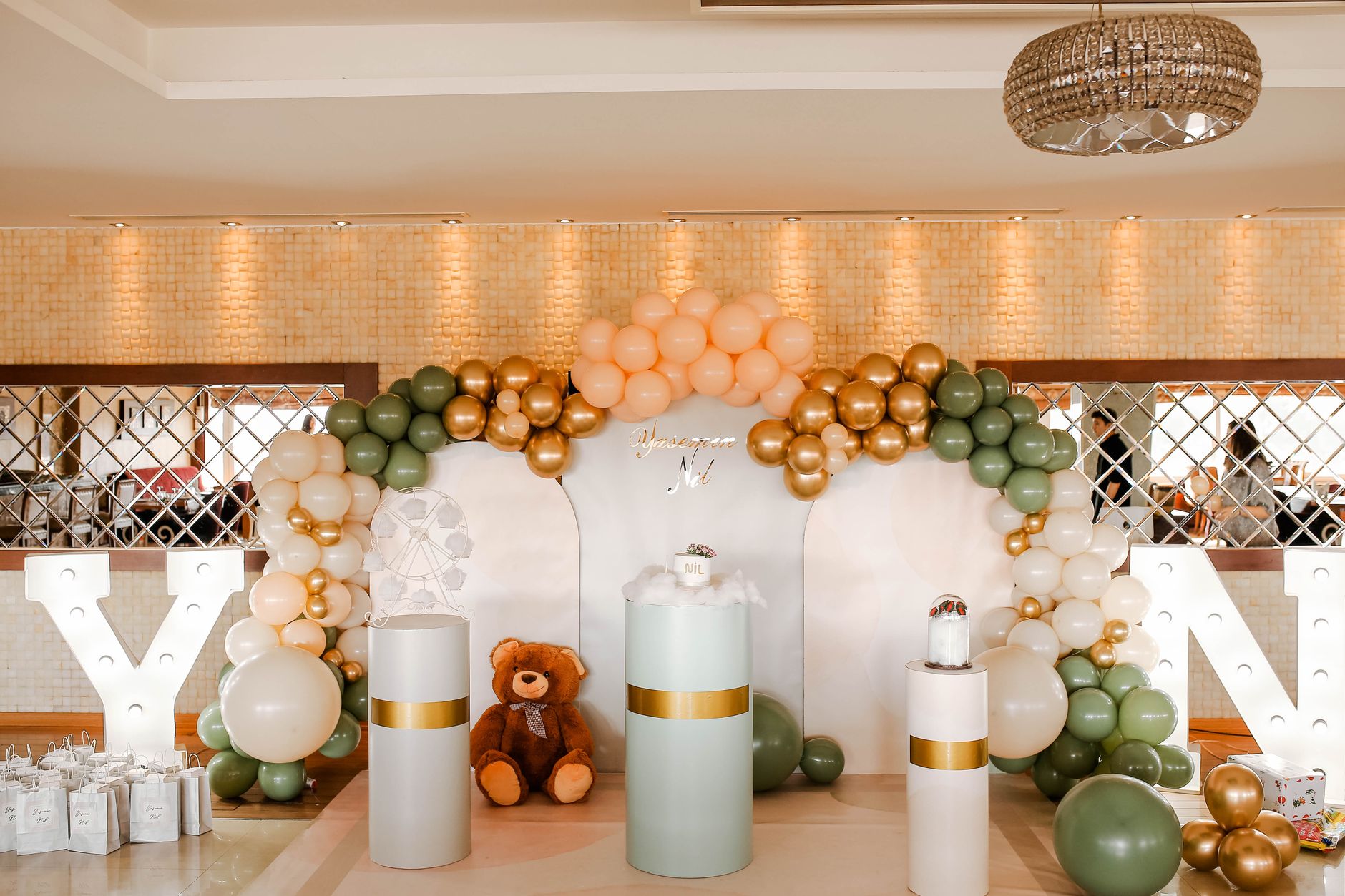 Balloon Decor That Wows Delhi