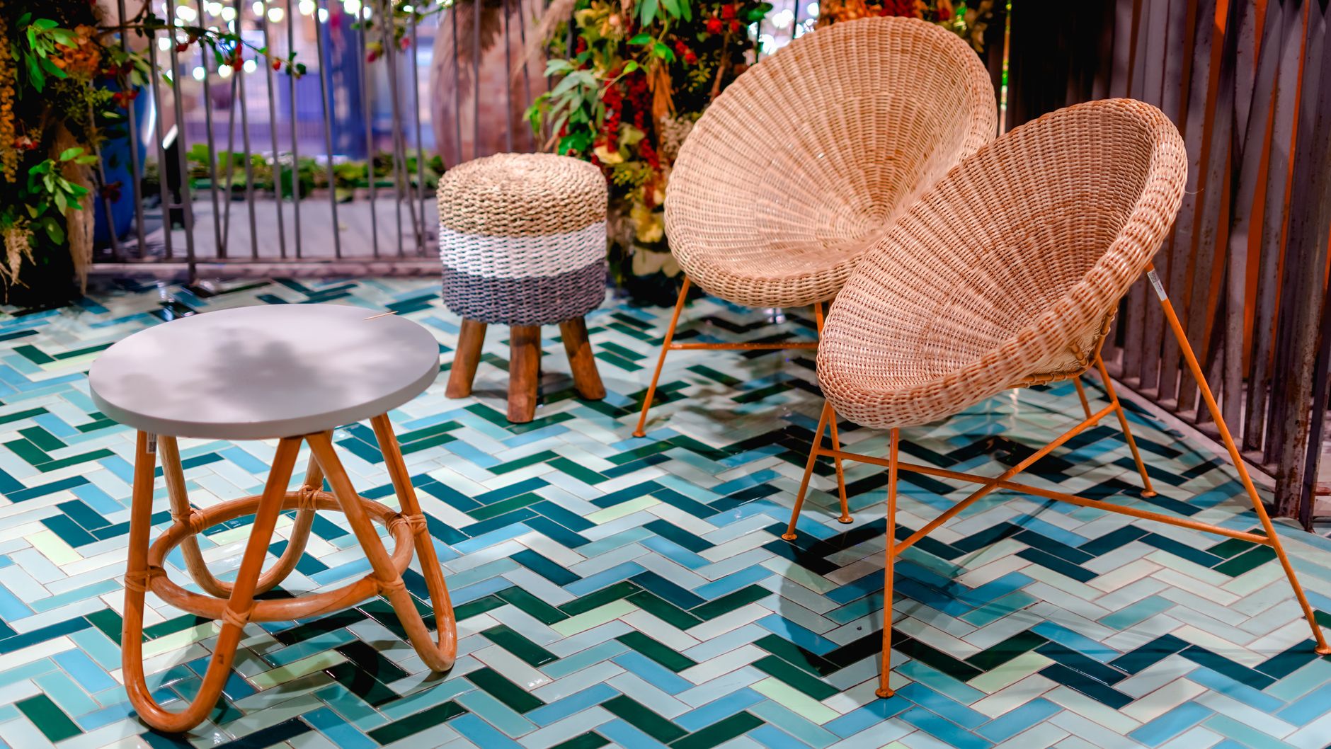 Elegant Rattan Seating for Your Big Day