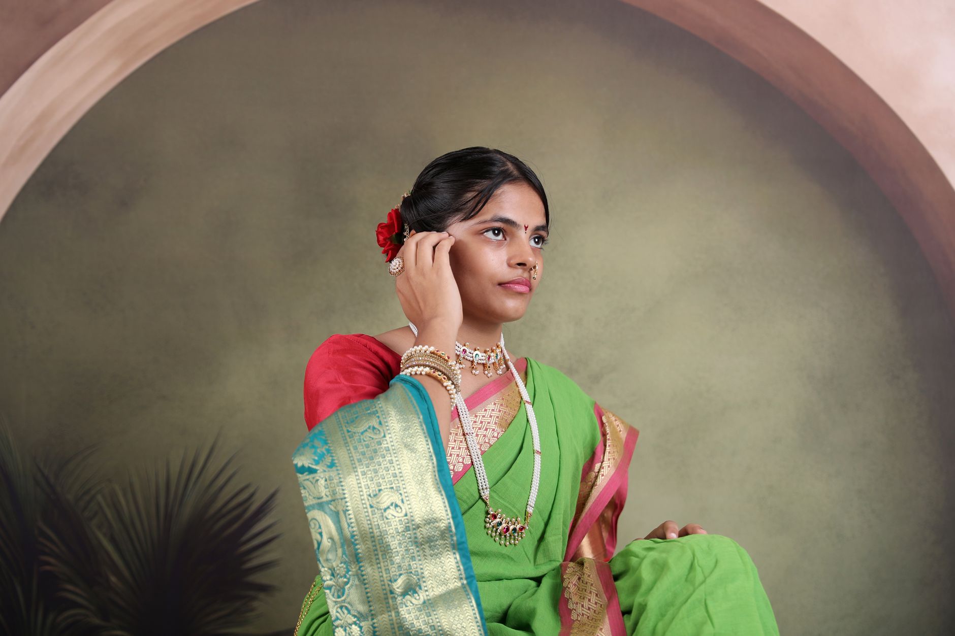 Pin Your Saree Perfectly in Delhi