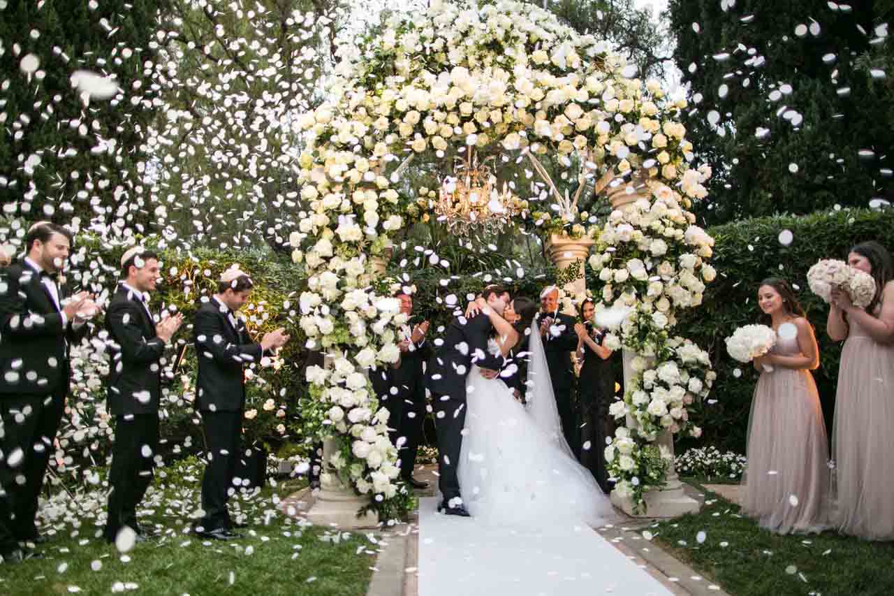 Petal Showers for Your Dream Wedding