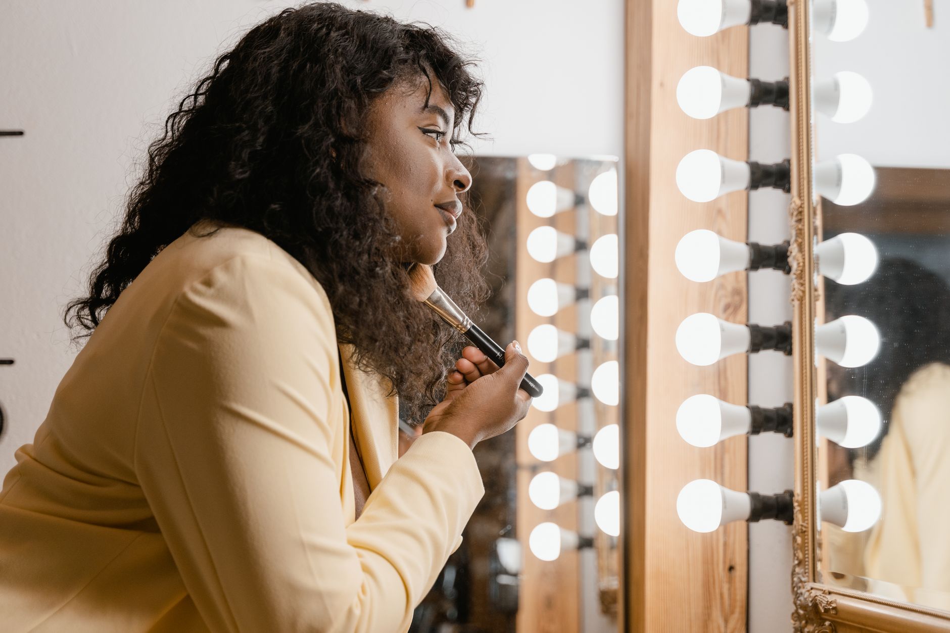 Celebrity Vanity Mirror Rentals