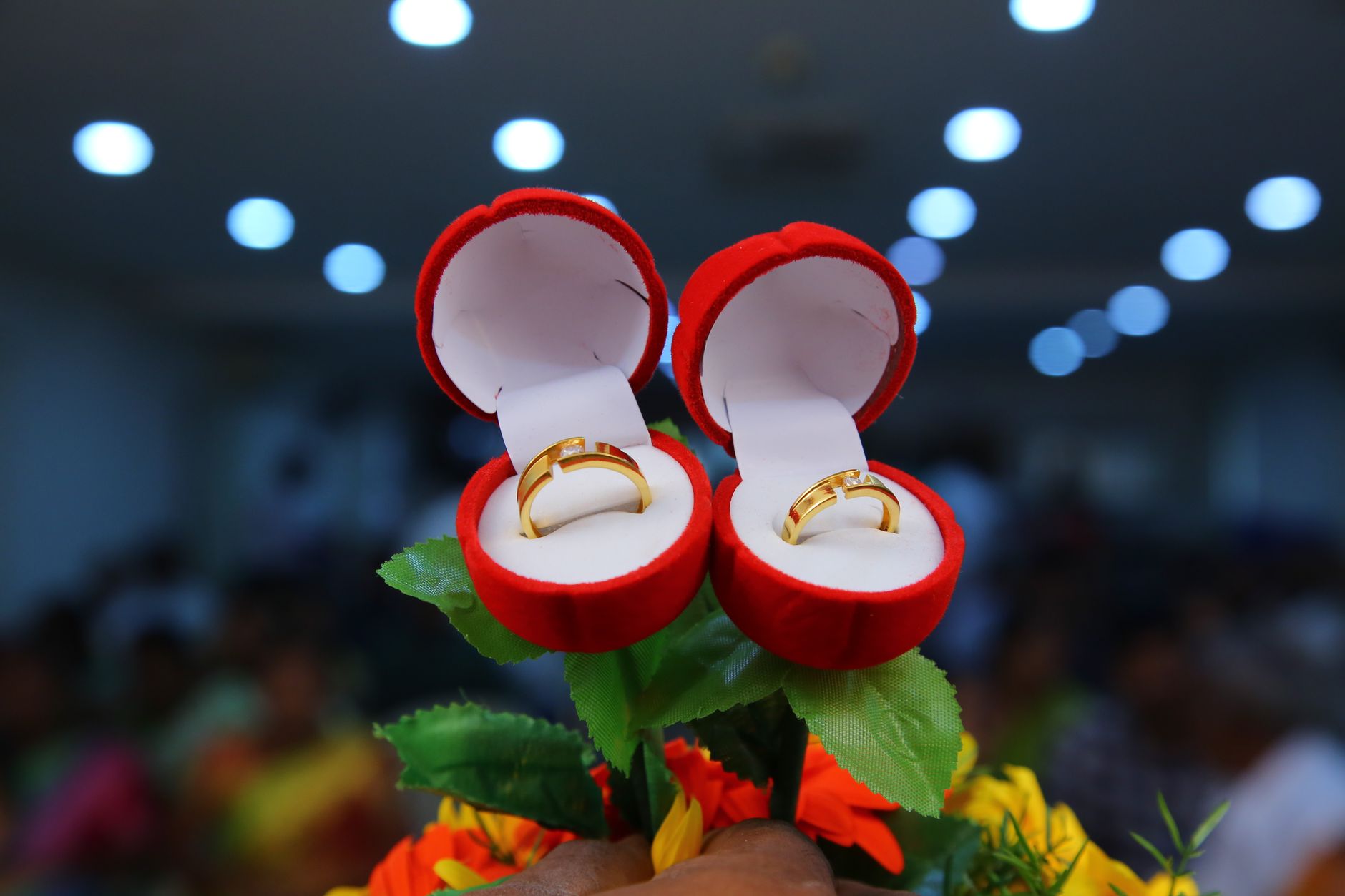 Elevate Your Ring Moment in Gangtok