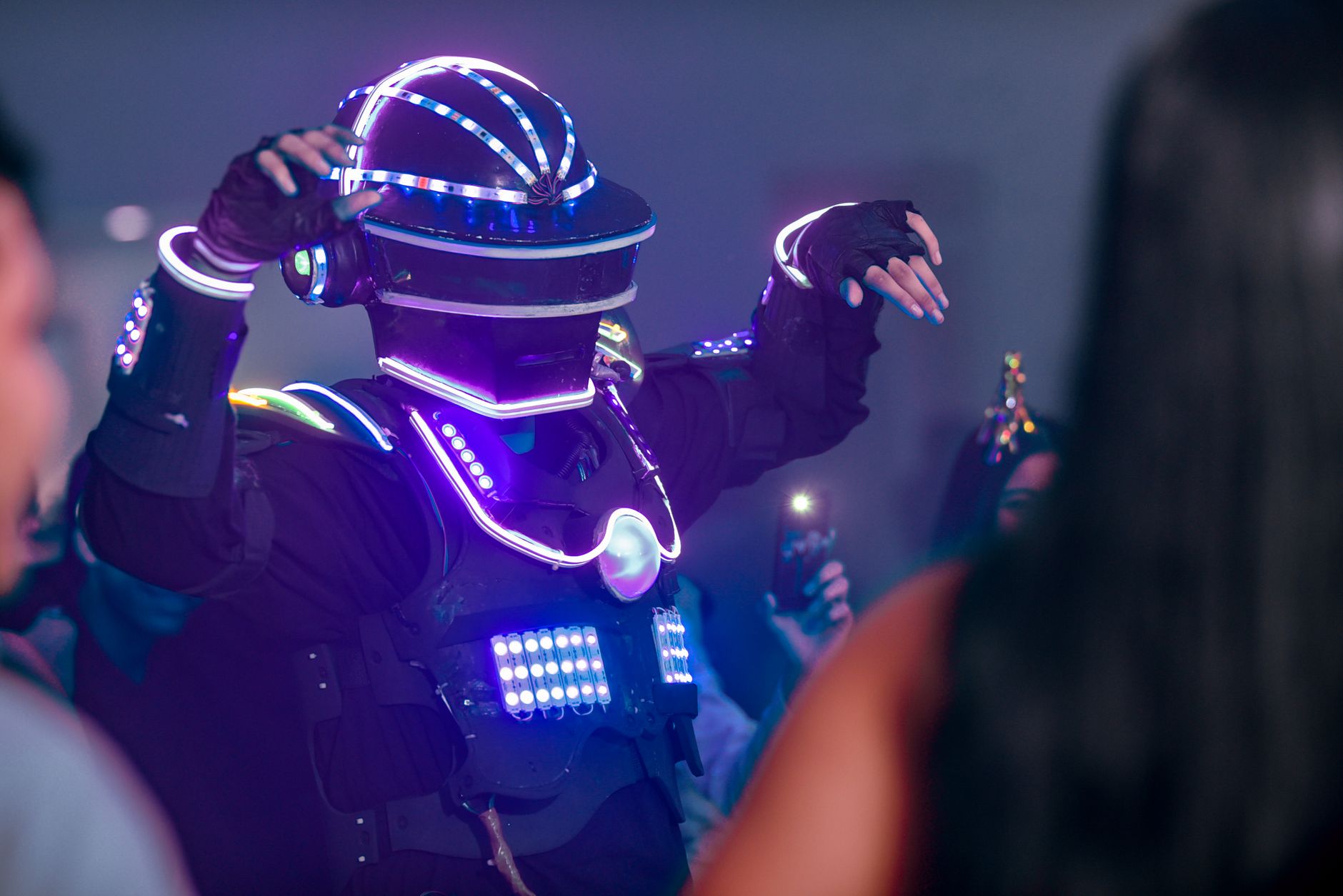 LED Welcome Artists