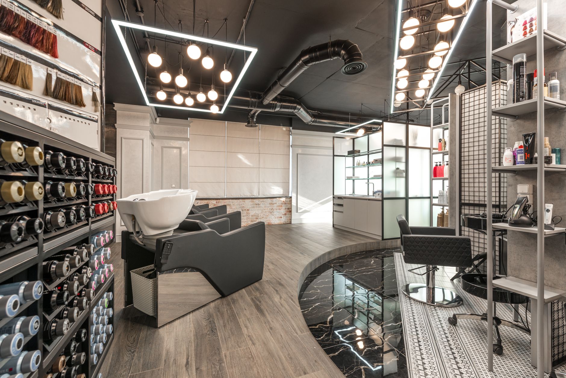 Personal Grooming Lounge