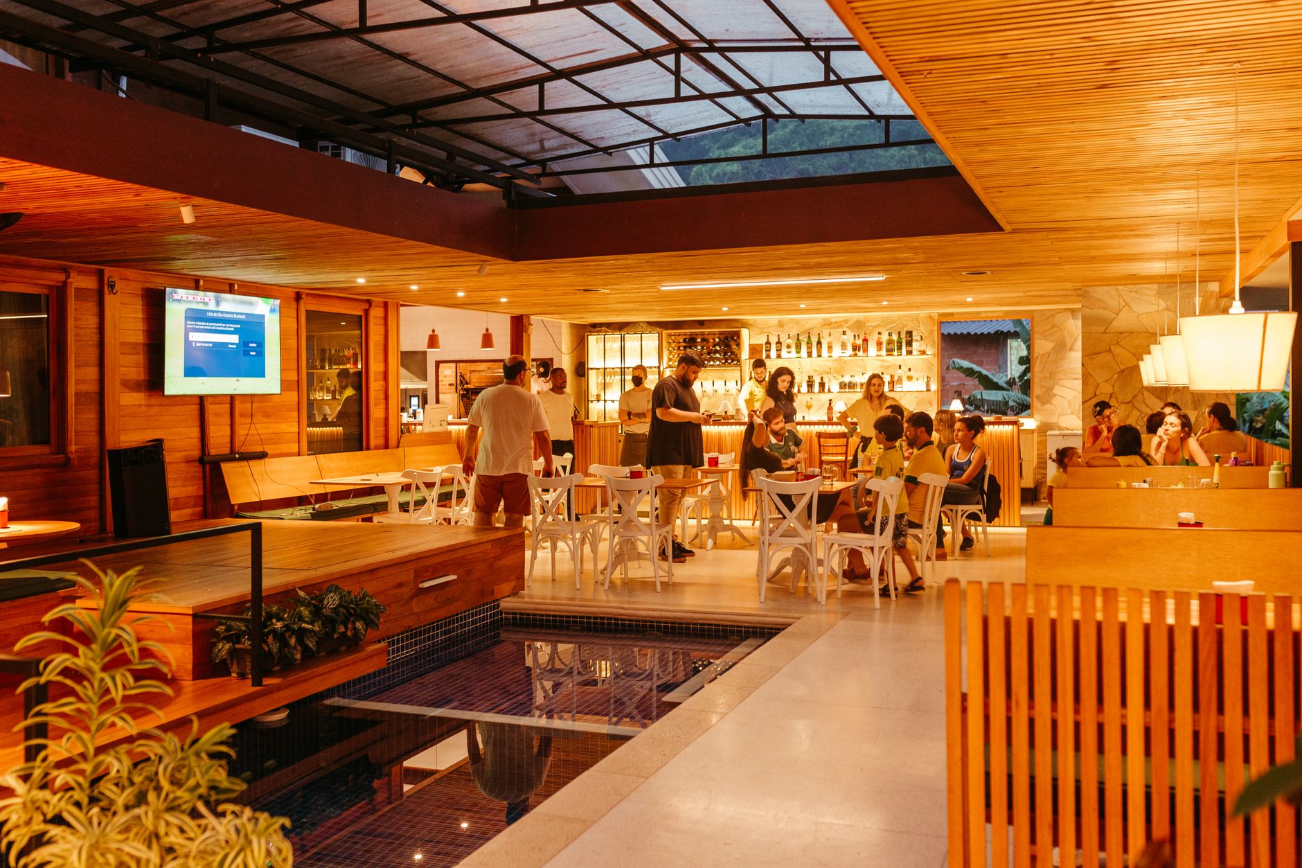Book Bar Lounges in Guwahati