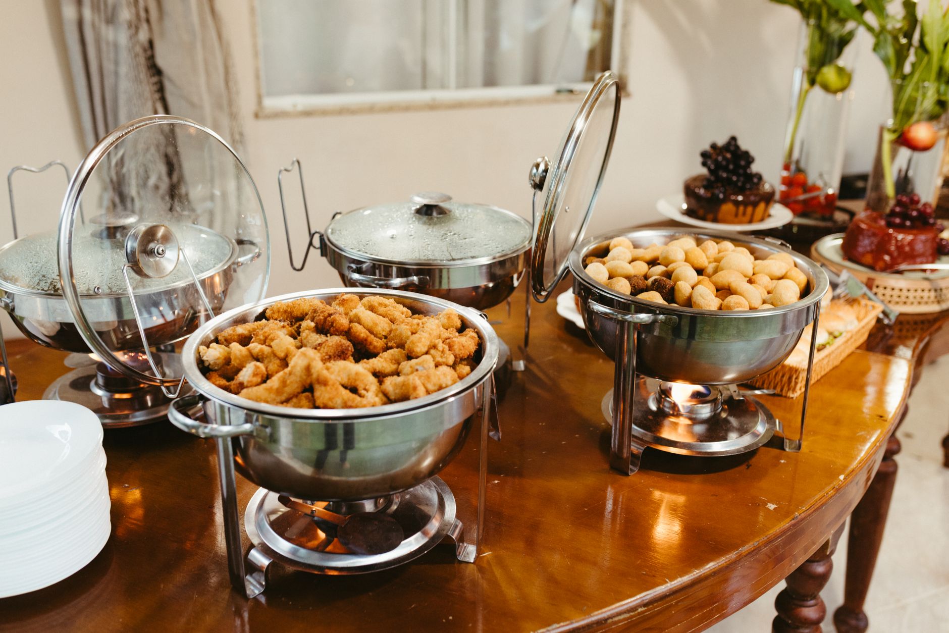 Keep the Feast Warm & Festive