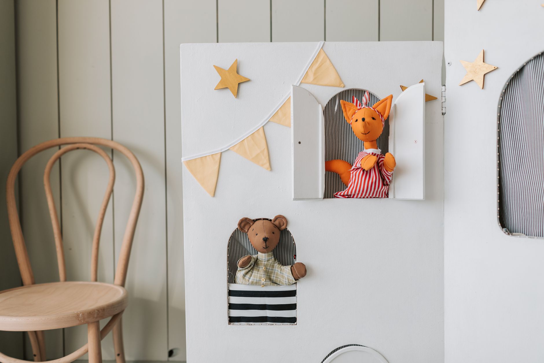 Children’s Puppet Theatre