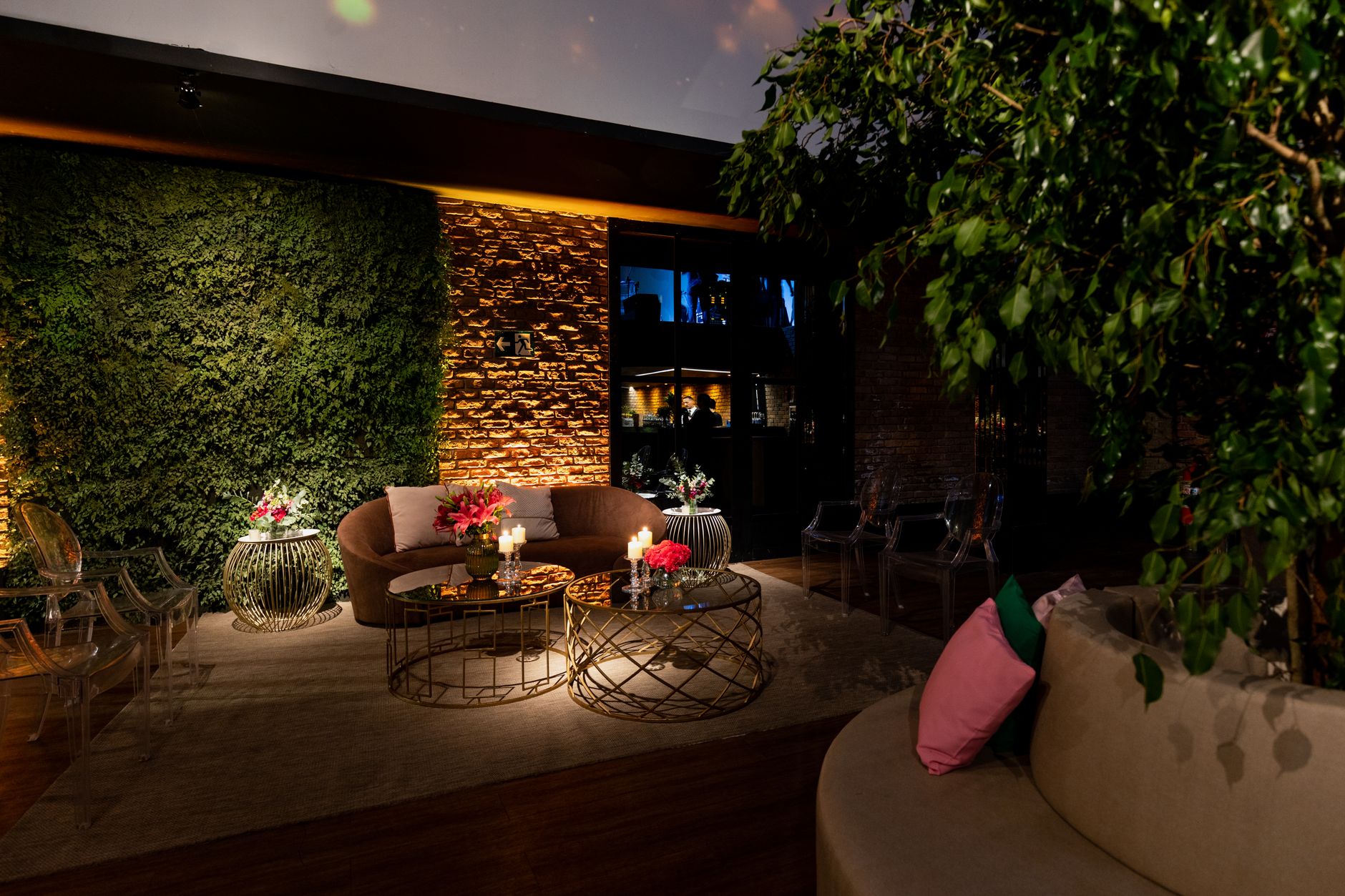 Luxury Tarot Lounge