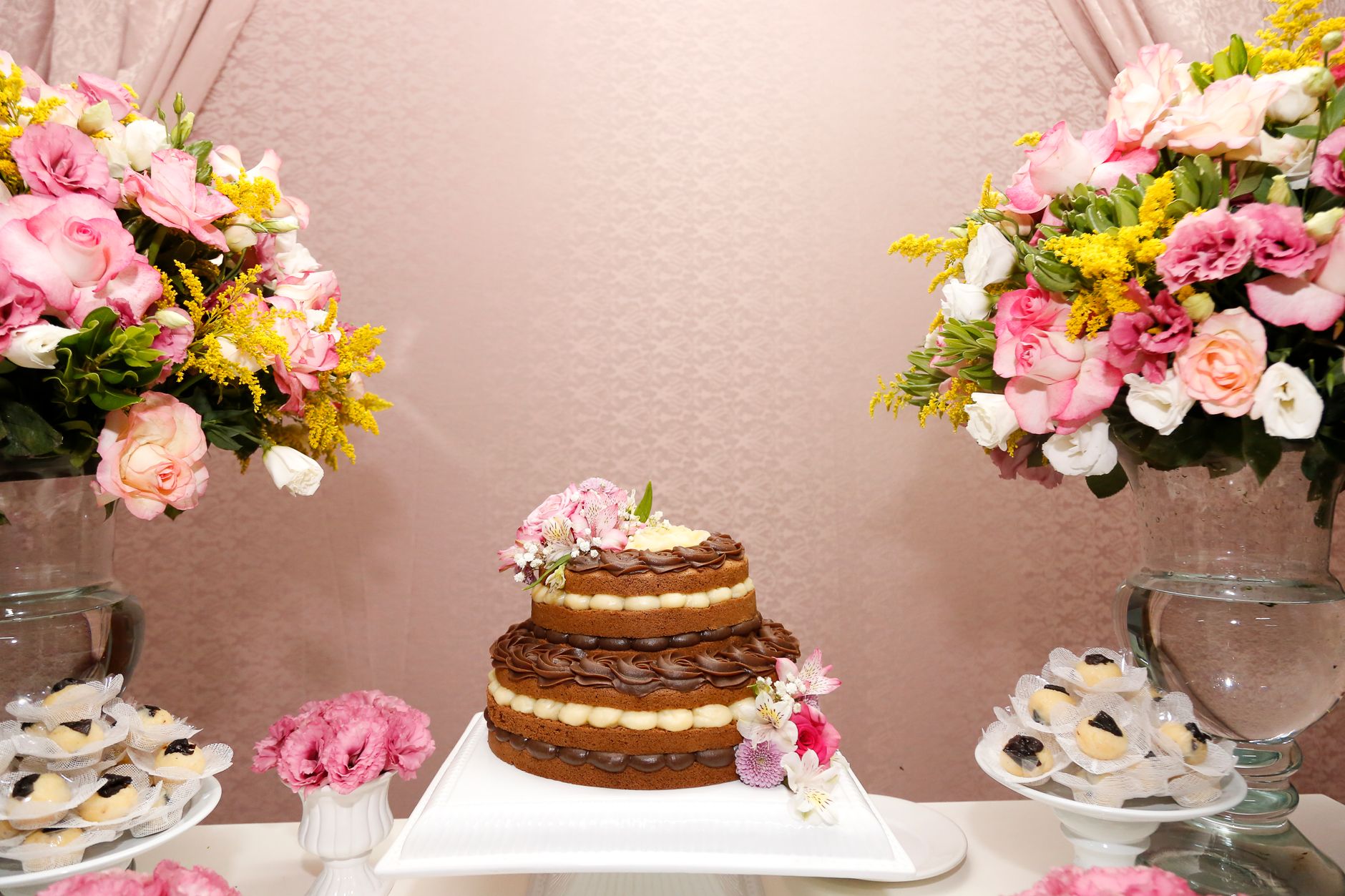 Dreamy Chocolate Fountains, Beachside
