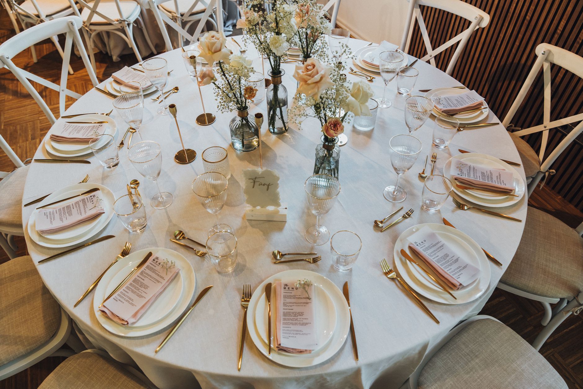 Elegant White-Draped Tables for Island Weddings