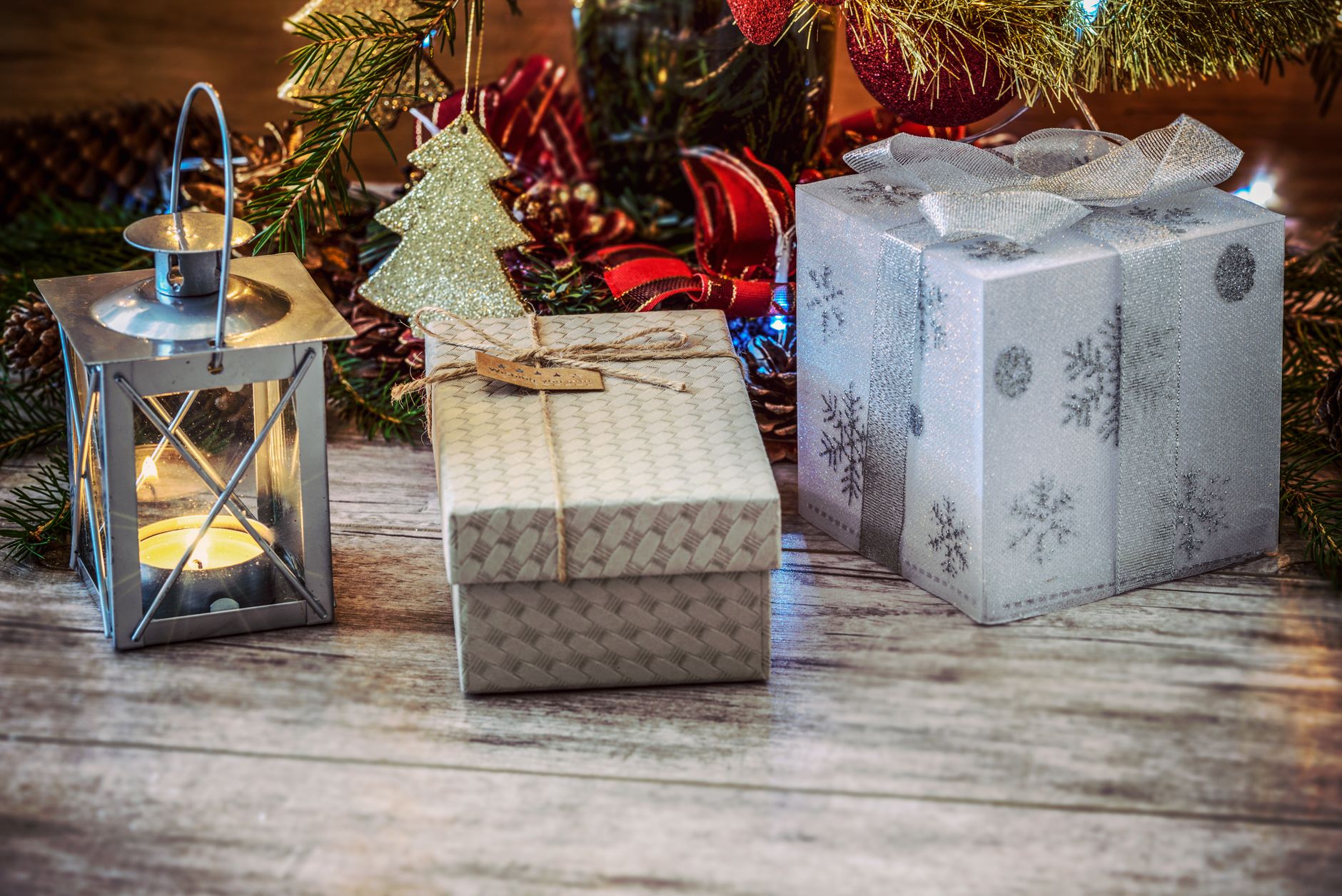 Elegant Silver Candle Holder Gifts
