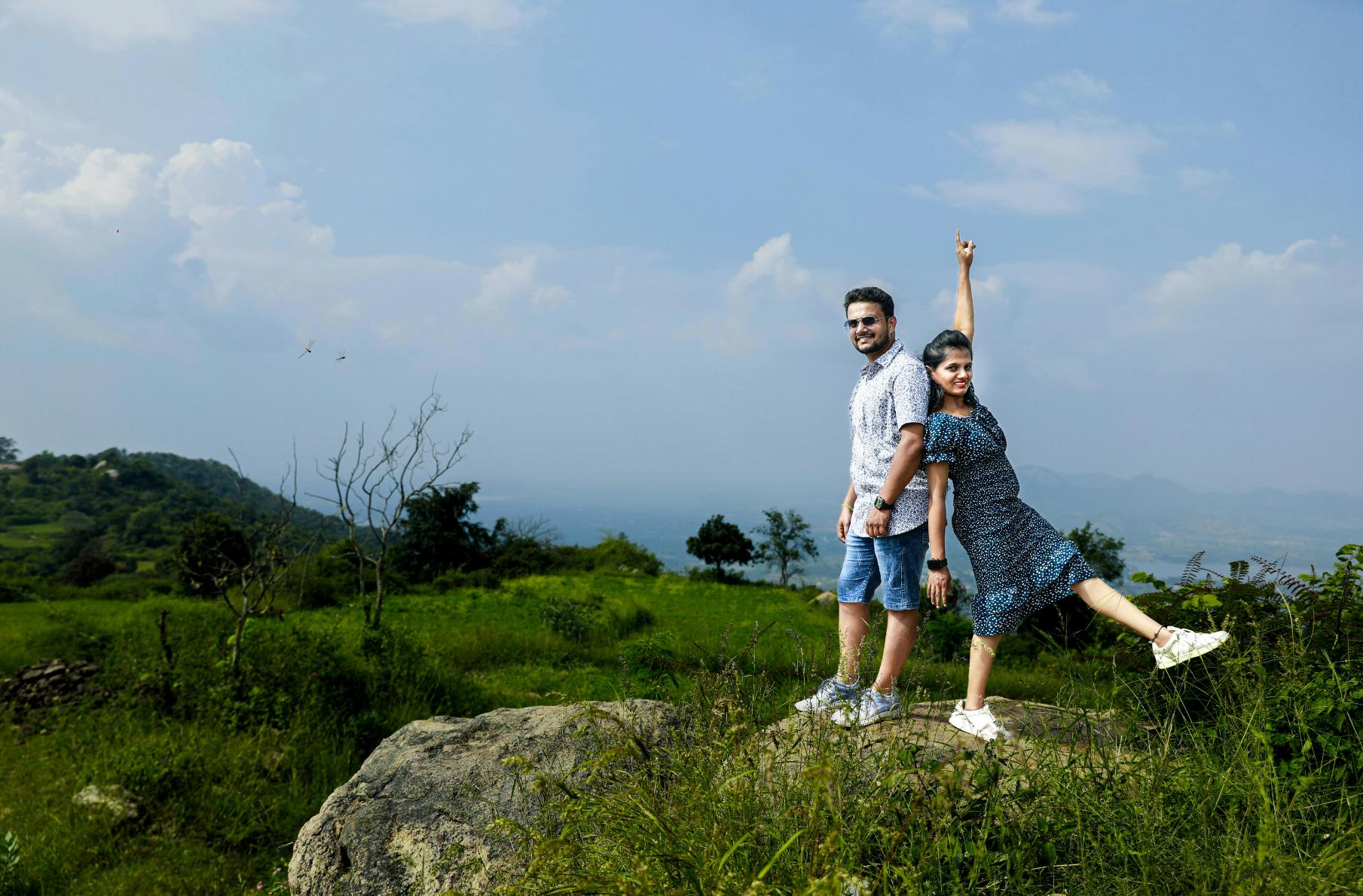 Popular Honeymoon Looks & Styling Checklist