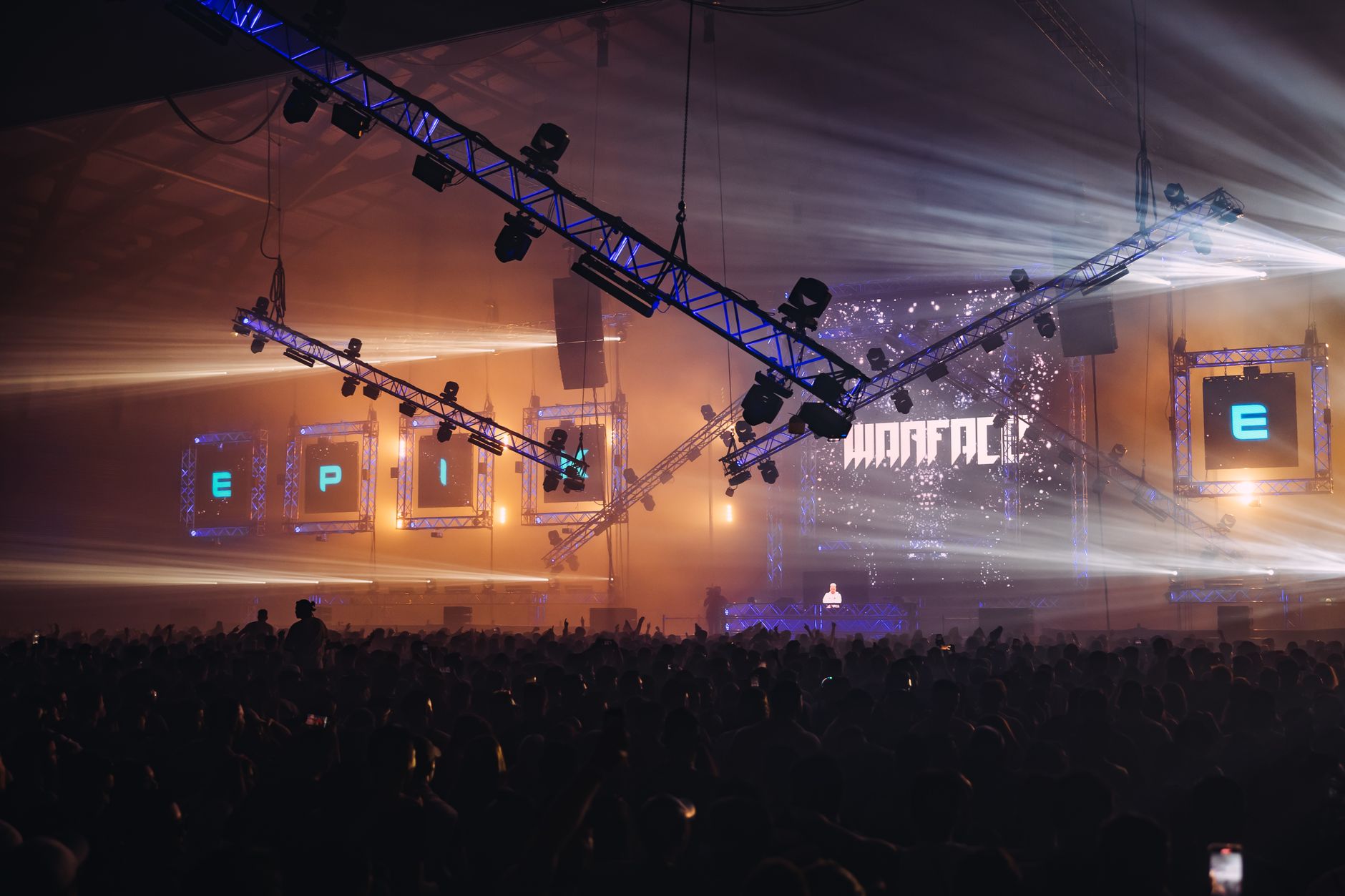 Build the Perfect Event Stage in Hyderabad