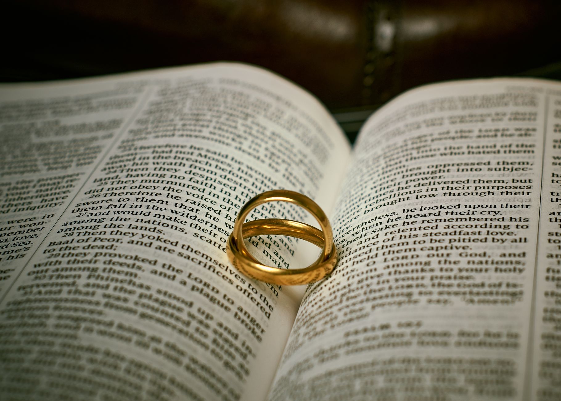 Ring Exchange Displays for Indore Churches