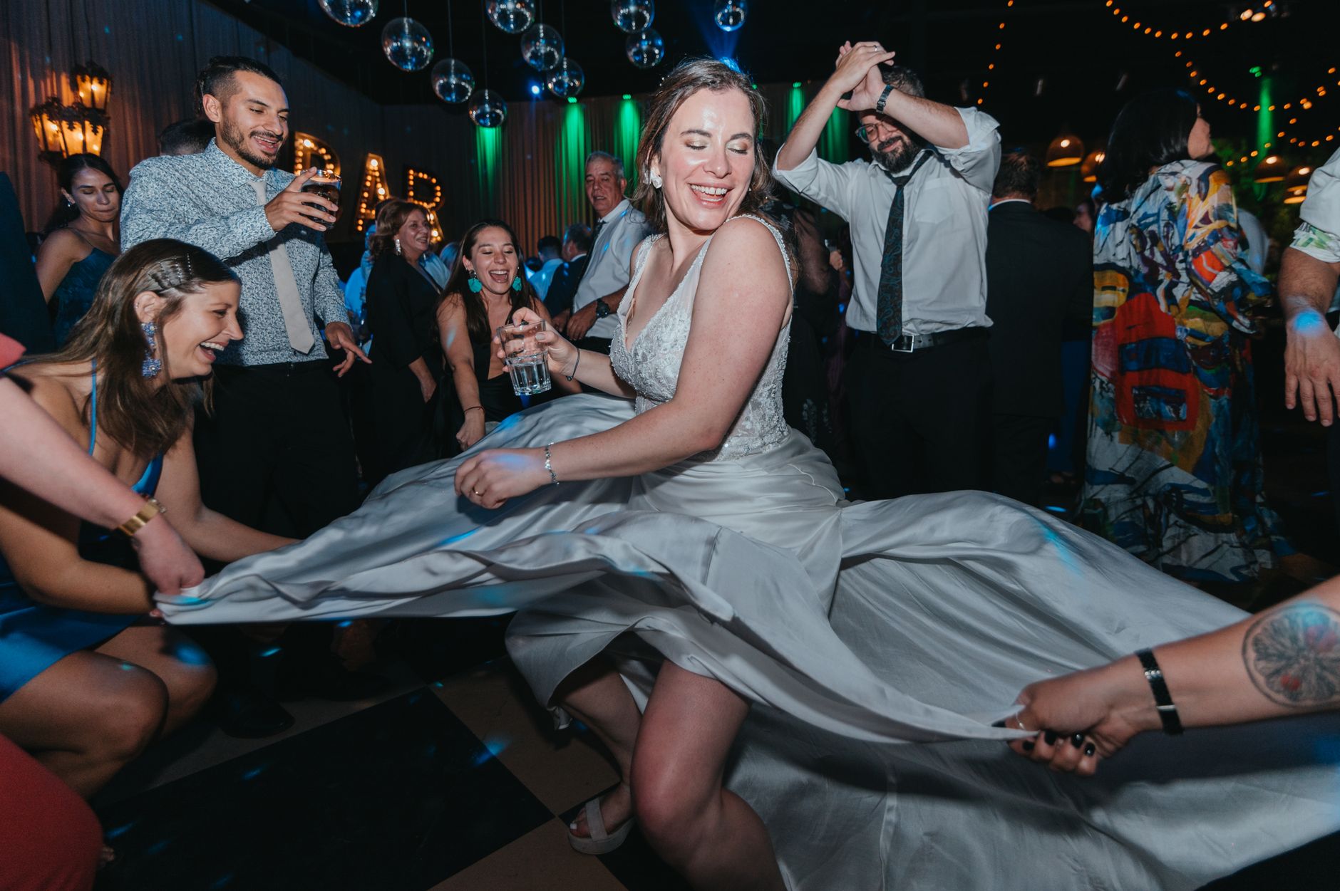 Dance & Music Lounges