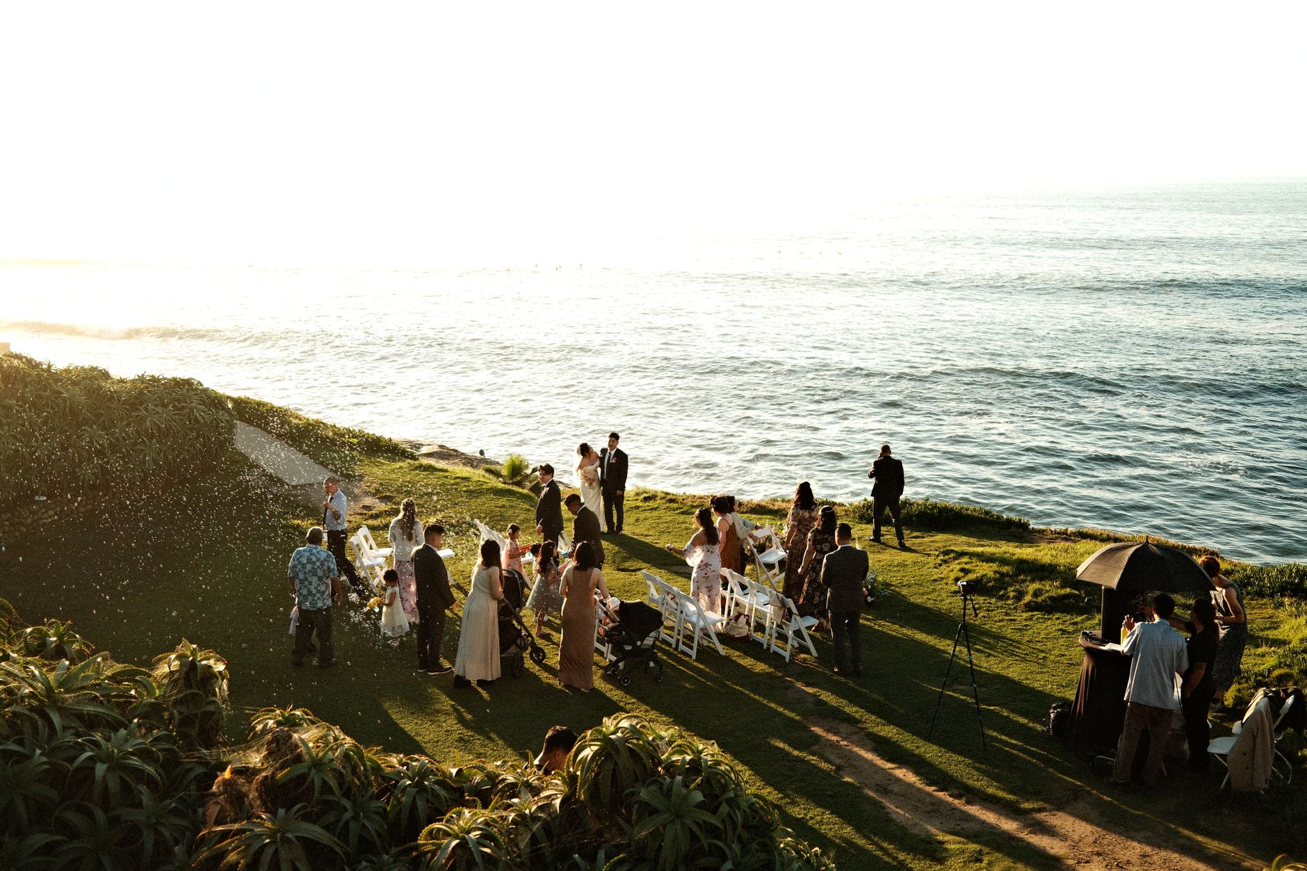 Seamless Visa Help for Your Wedding Guests