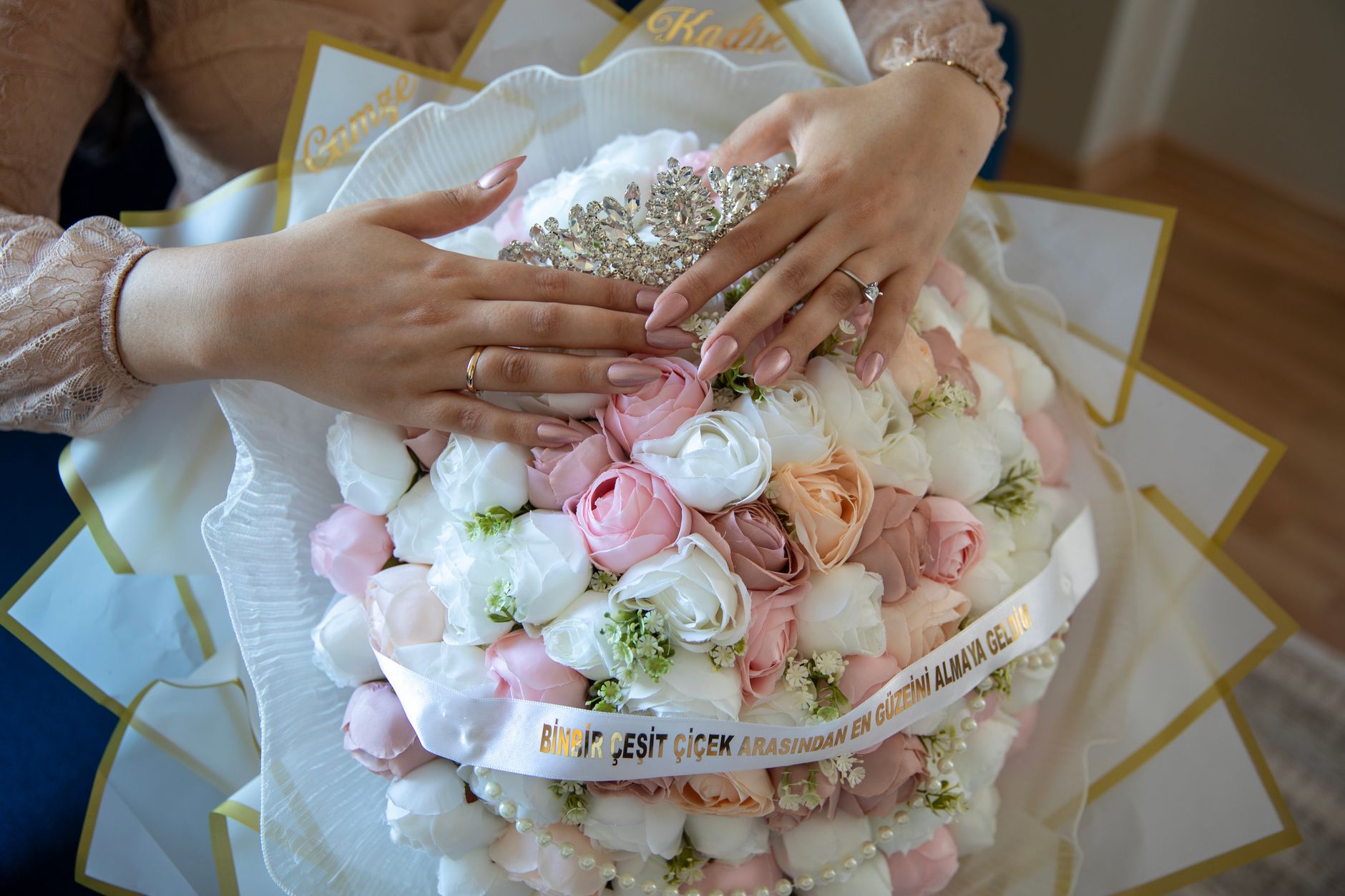 Gifting Blooms, Beautifully Bound
