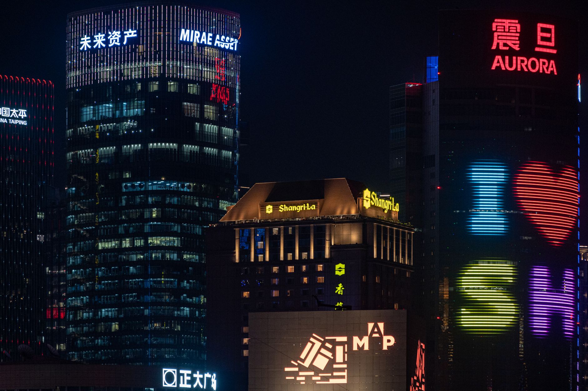 Immersive Façade Visuals