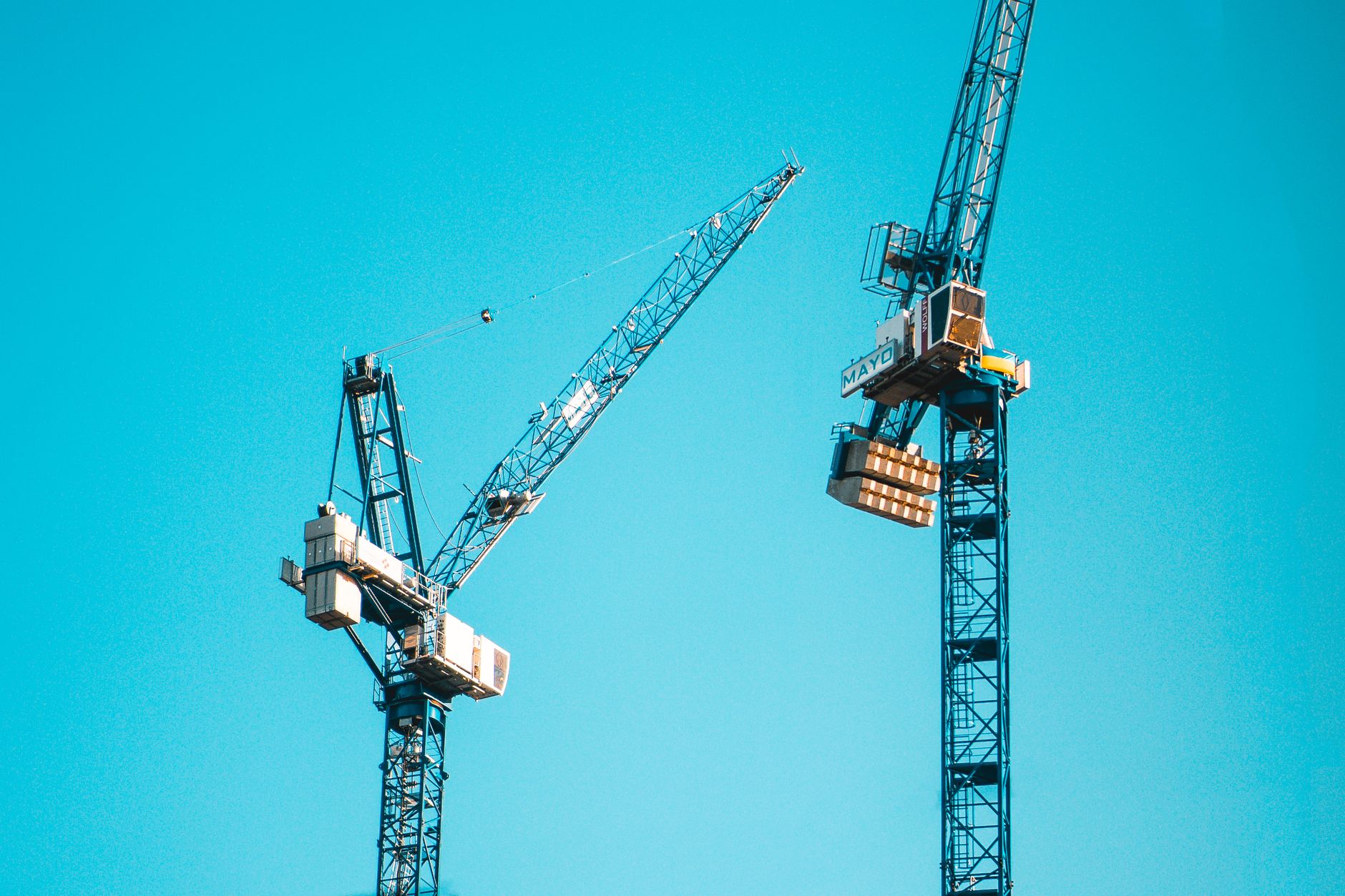 Heavy Object Lifting Services