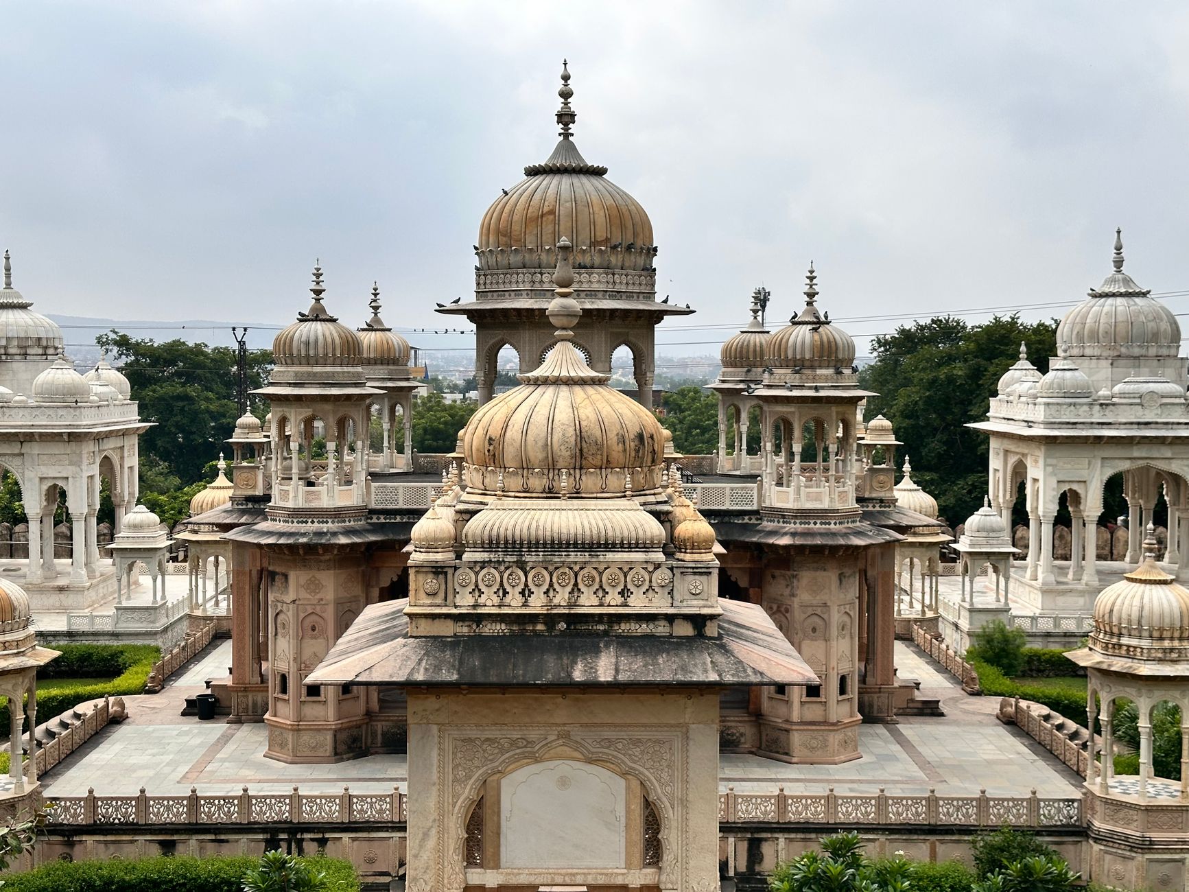 Royal Dining Under Jaipur's Open Sky