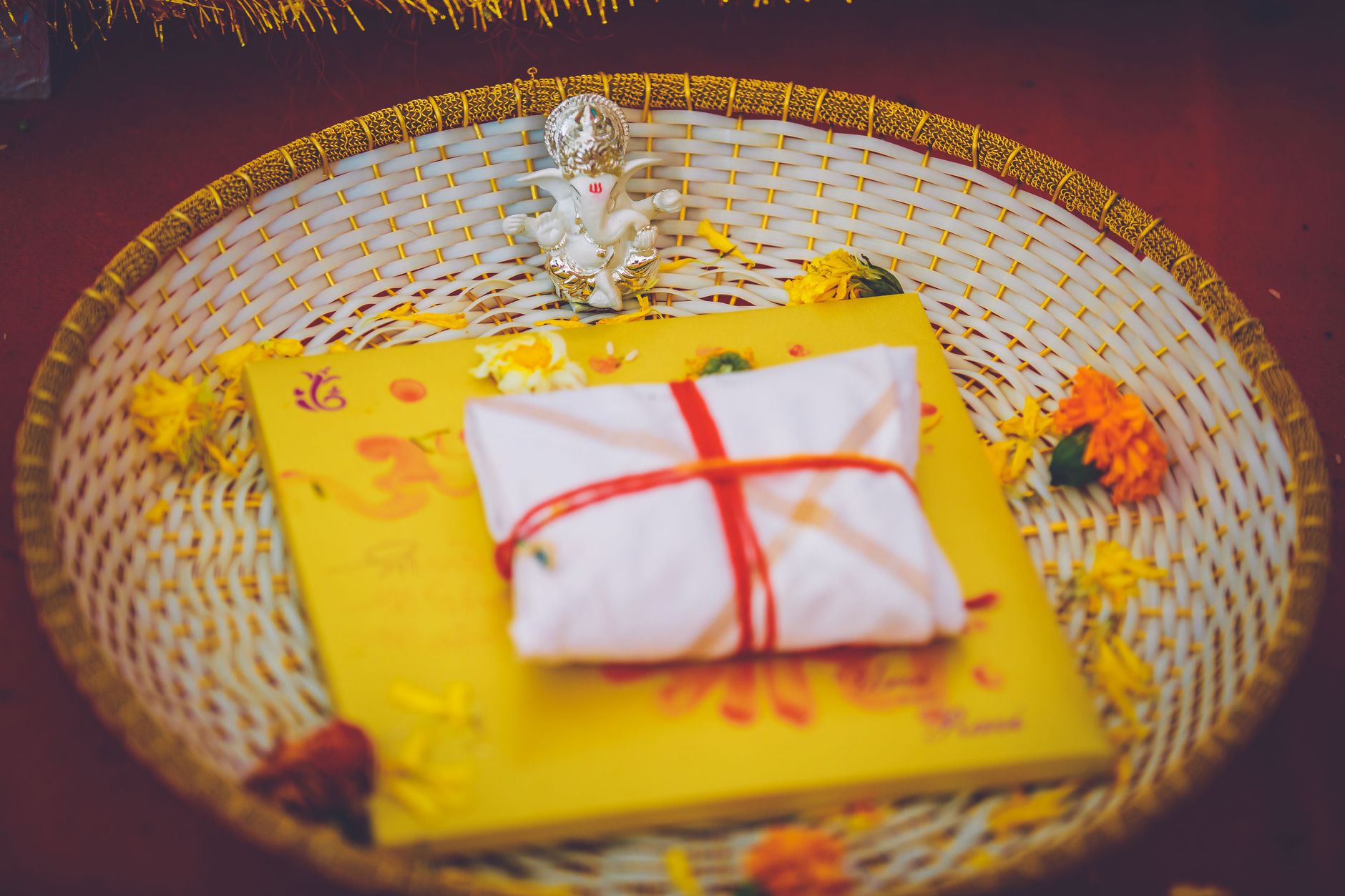 Sacred Traditions, Royally Presented