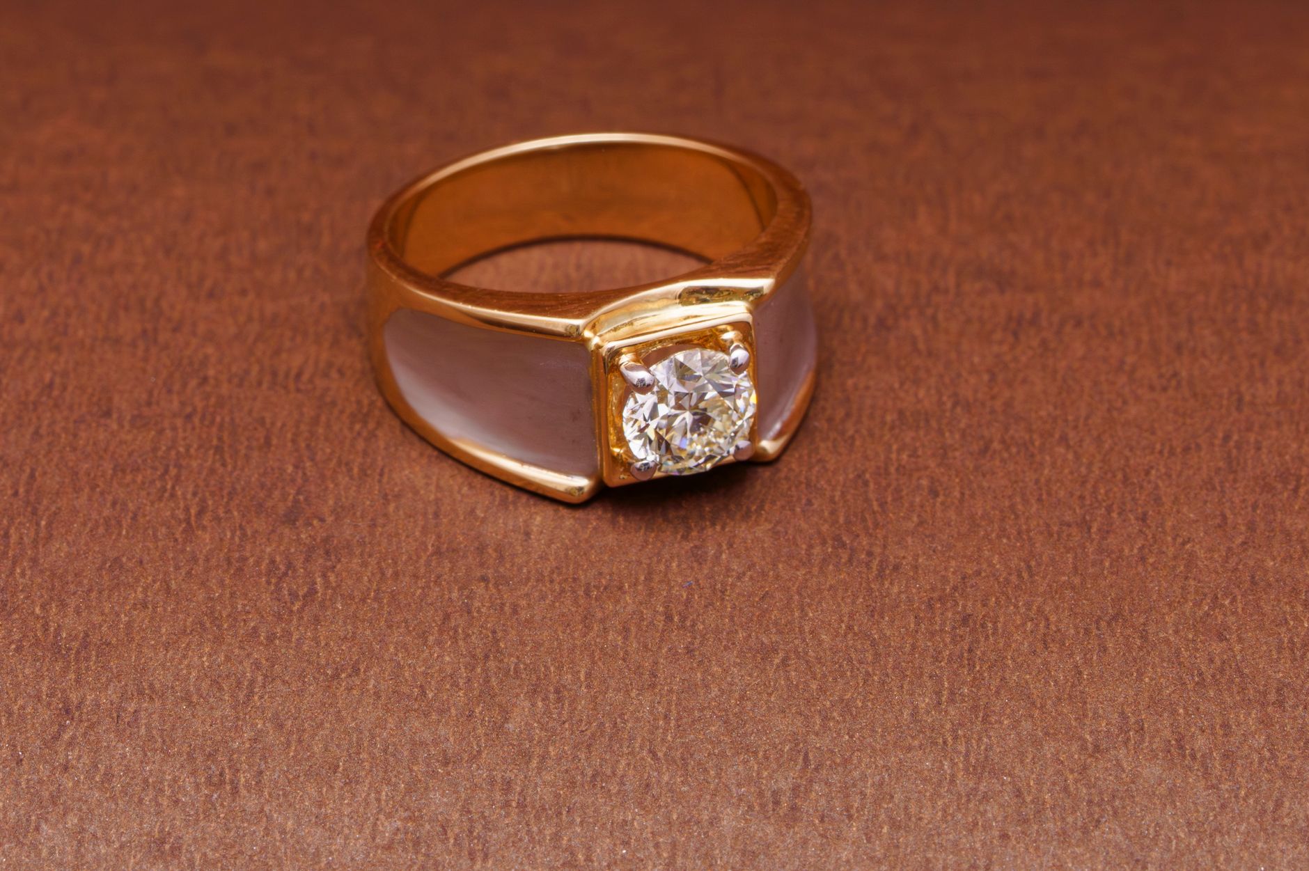 Craft Your Perfect Engagement Ring