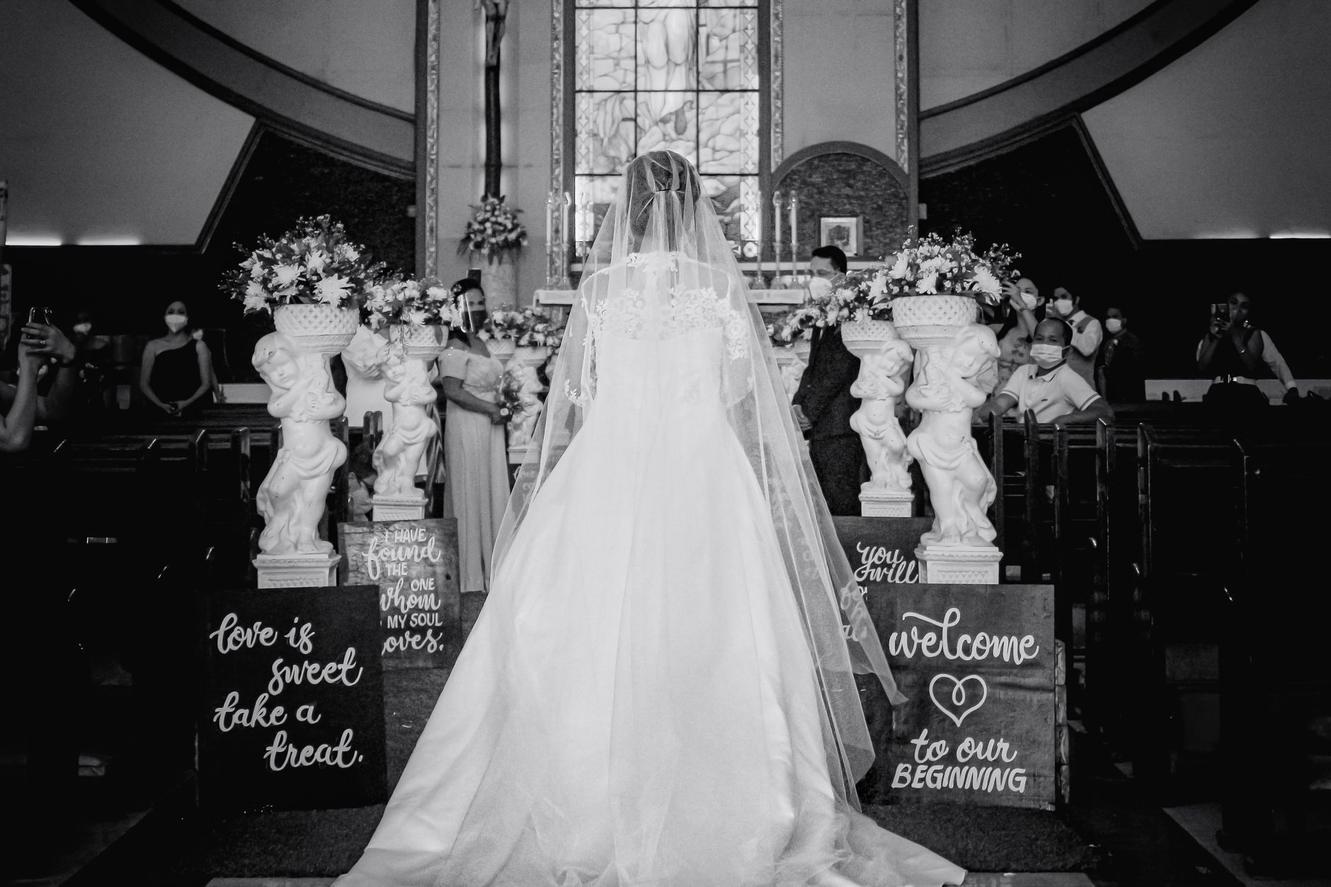 Arrive in Royal Bridal Style