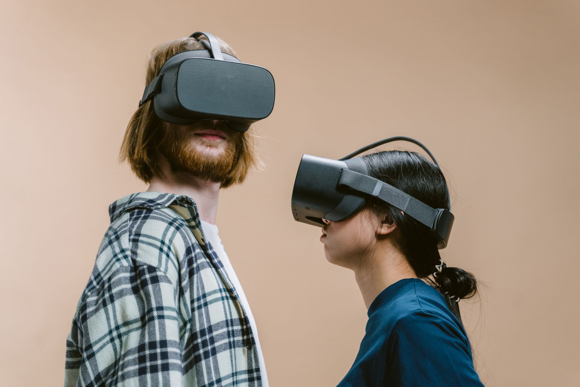 Immersive Virtual Reality Experiences