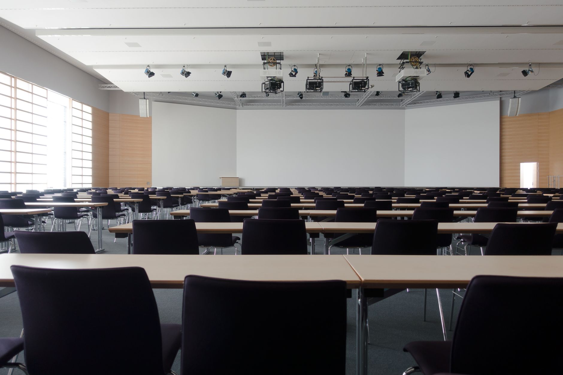 Large Presentation Theatres