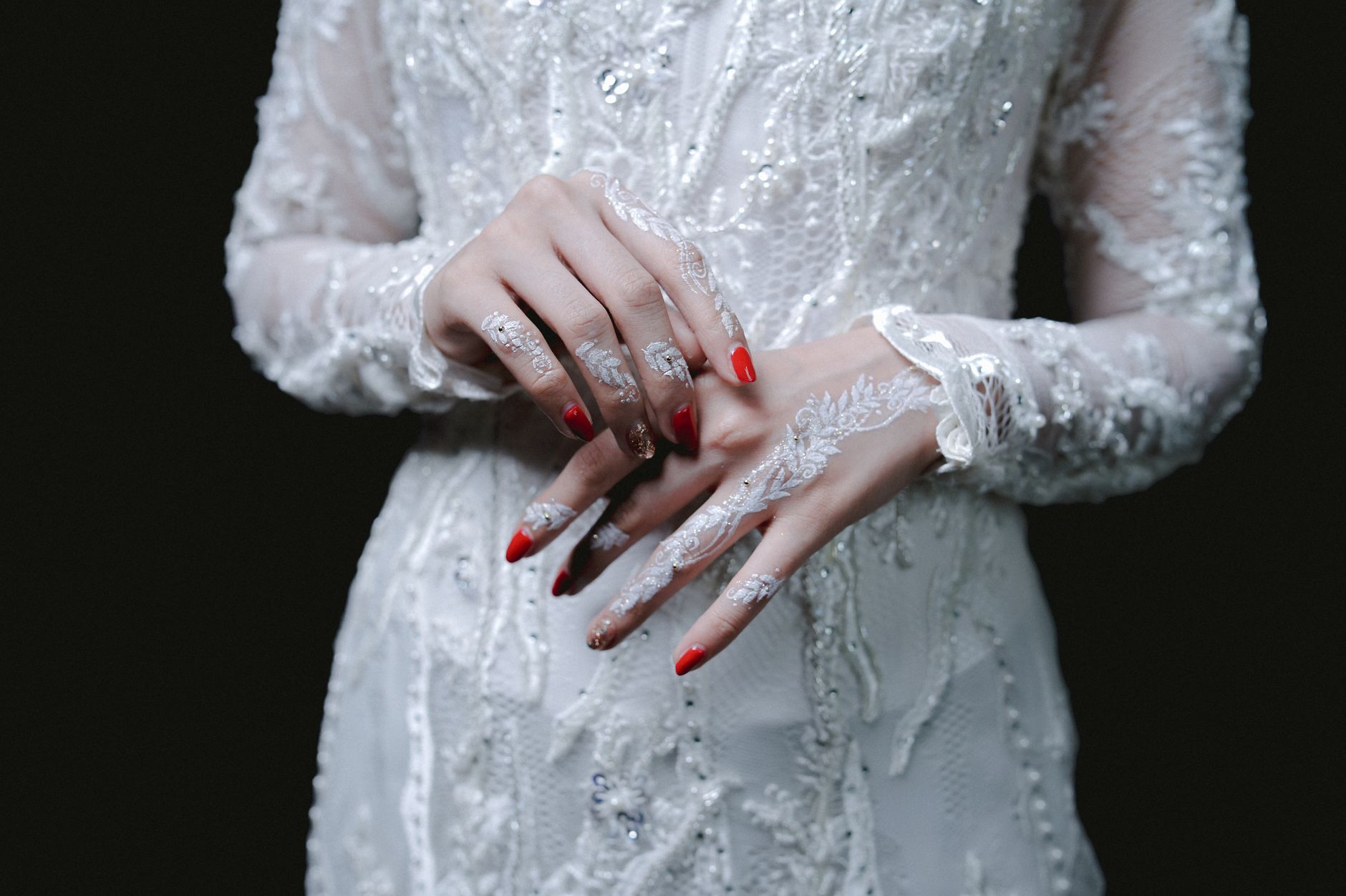 Flawless Nails for Your Big Day