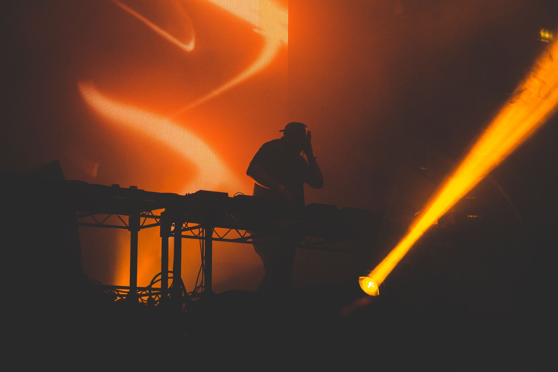Illuminate Kodaikanal's Nights with Lasers
