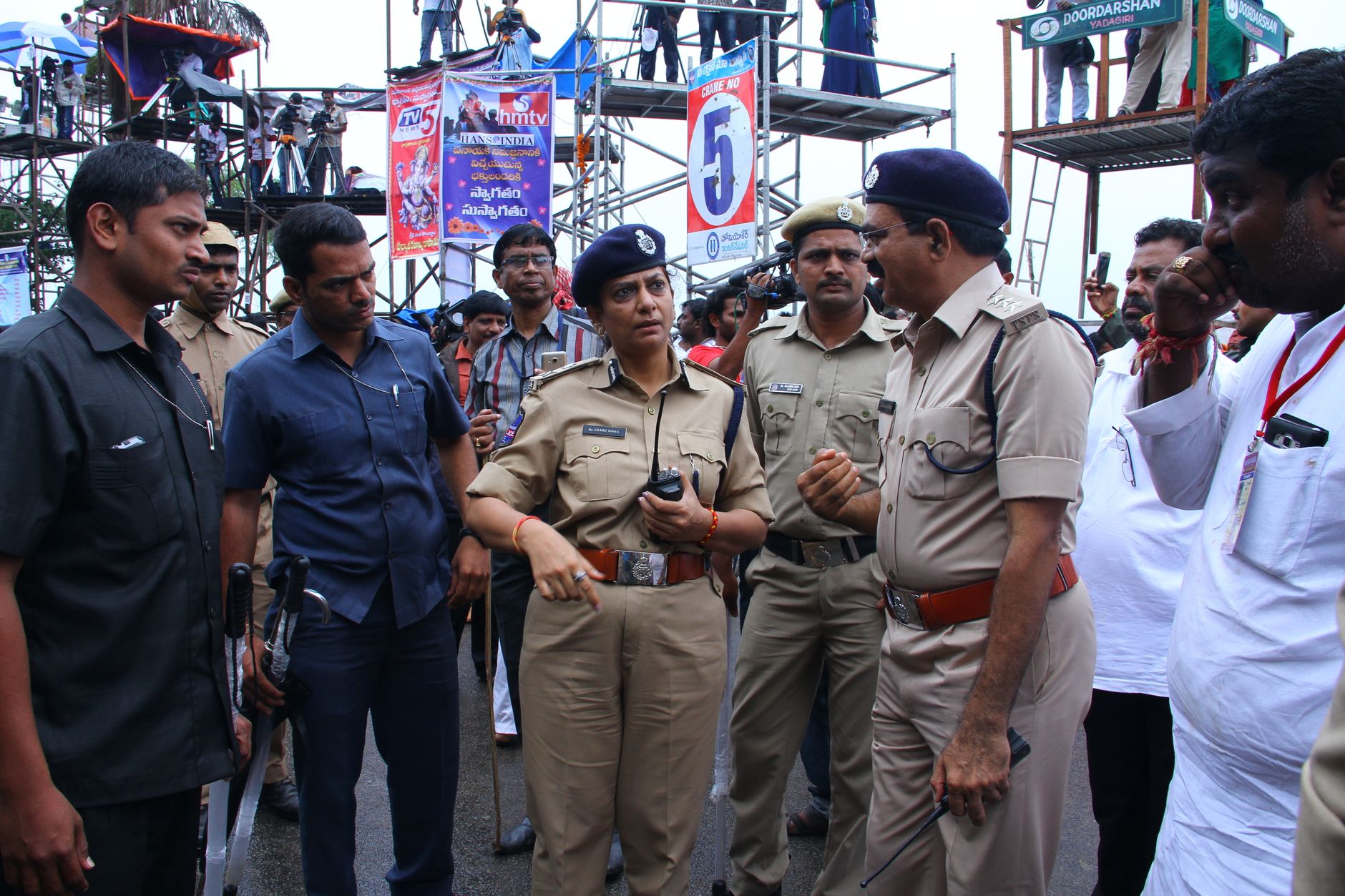 Expert Crowd Control for Kolkata Events